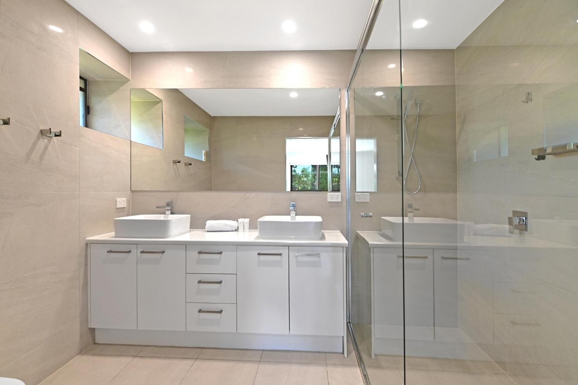 Riverside 3bedroom Sunny House In Surfers Paradise Holiday home