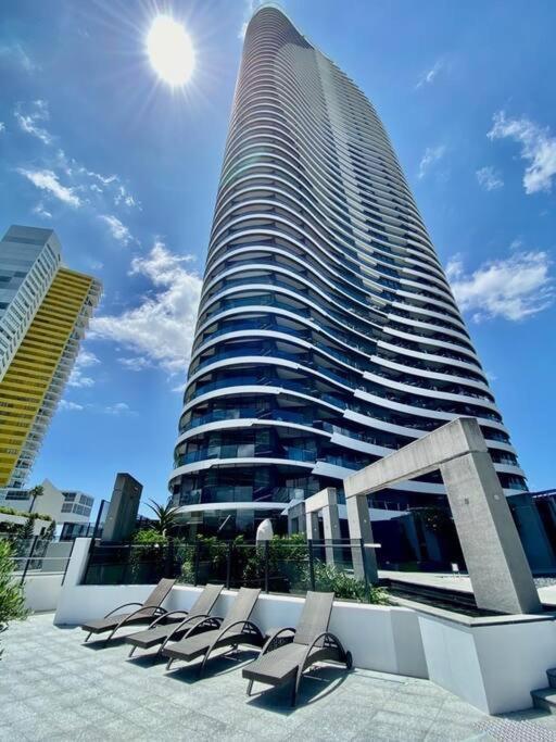 Luxury Oracle Tower 1, 4th Floor East View * Gold Coast