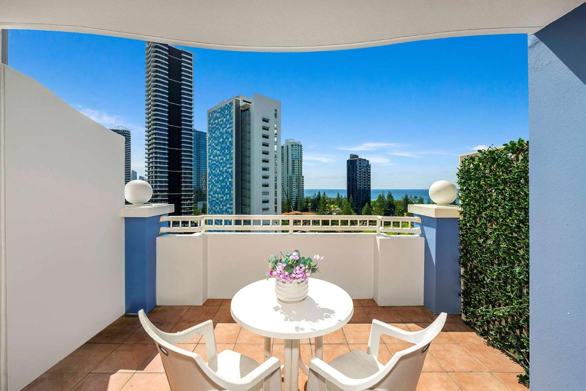Oceanview In Complex *