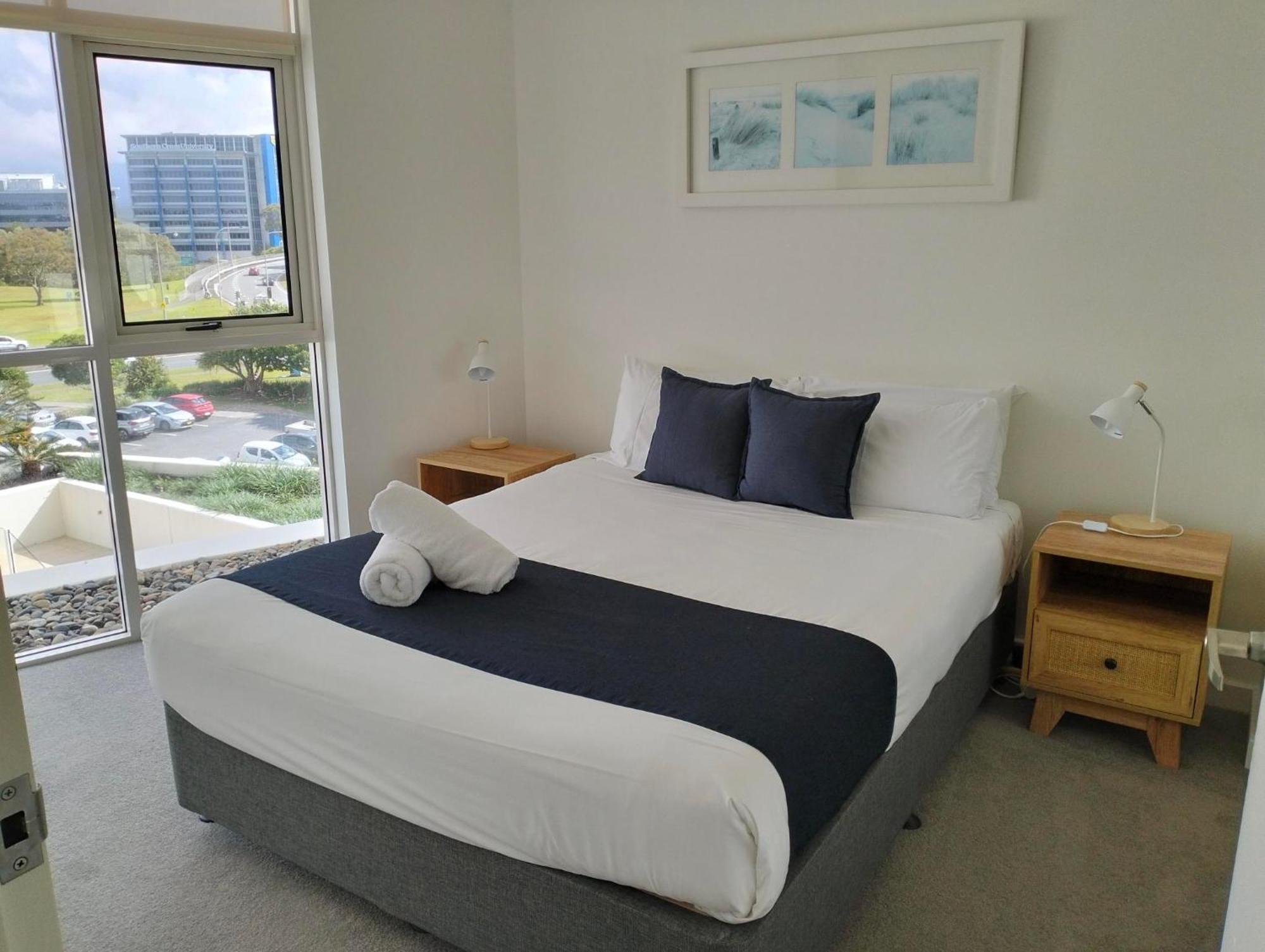 Aparthotel Kirra Surf 4*