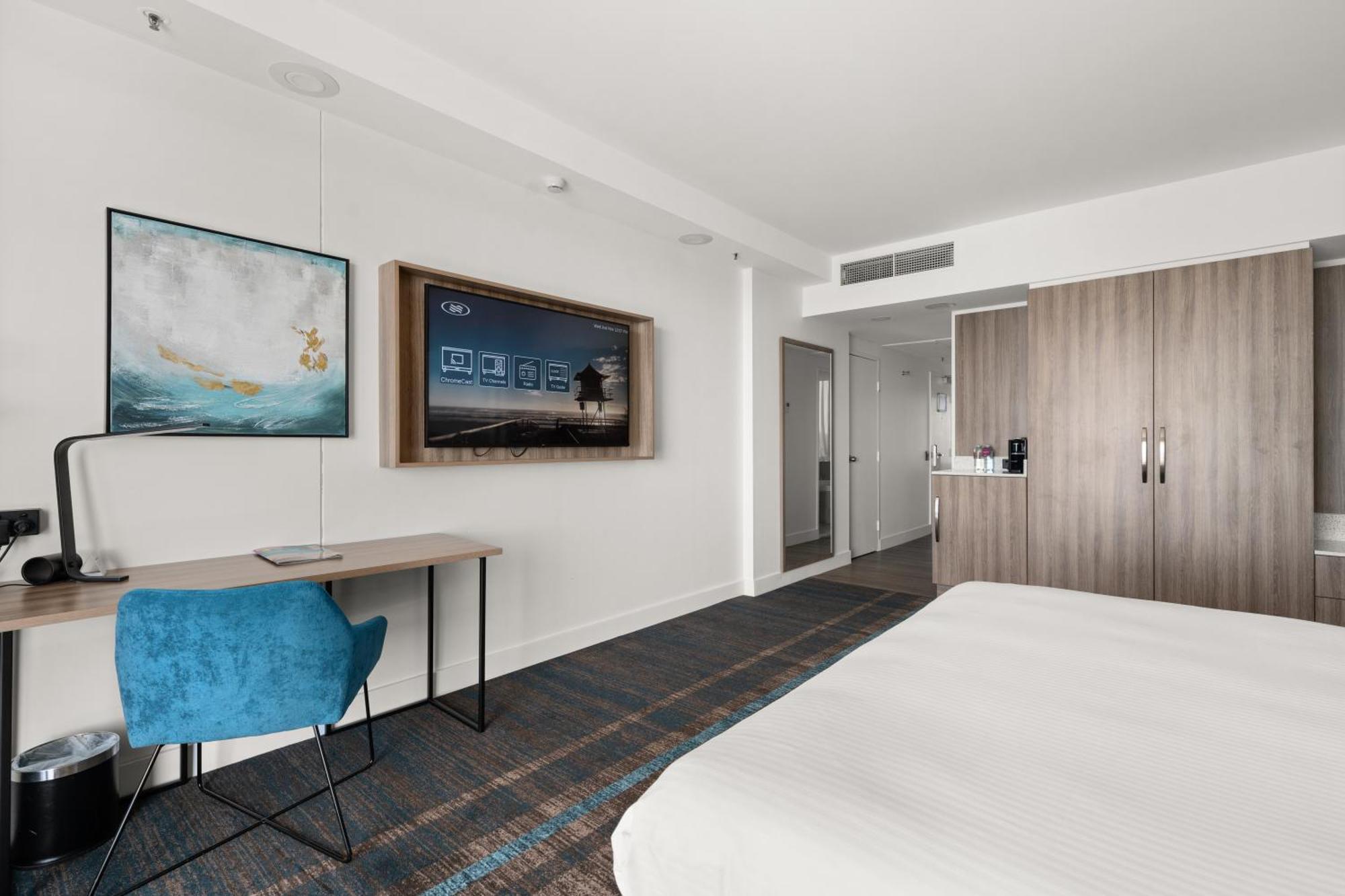 Crowne Plaza Surfers Paradise By Ihg Hotel