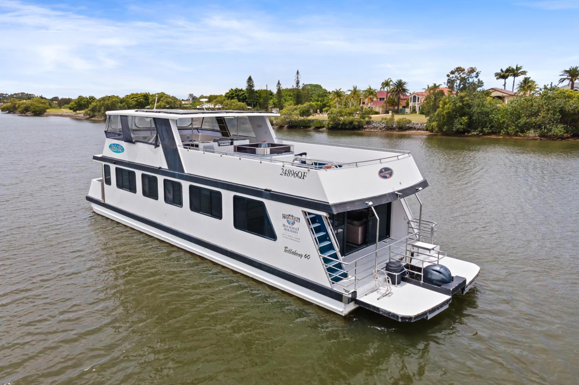 Botel Coomera Houseboats Gold Coast