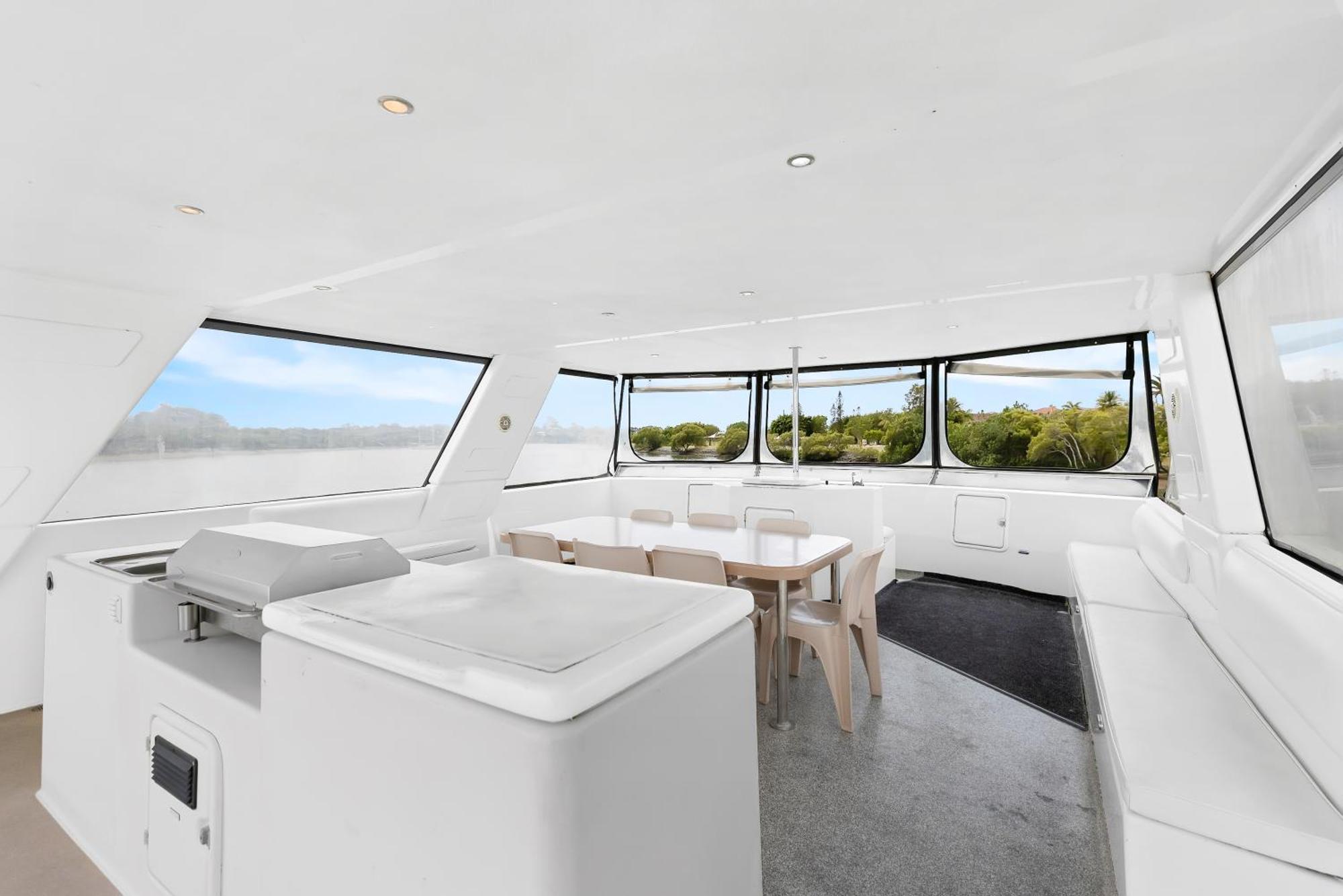 Coomera Houseboats
