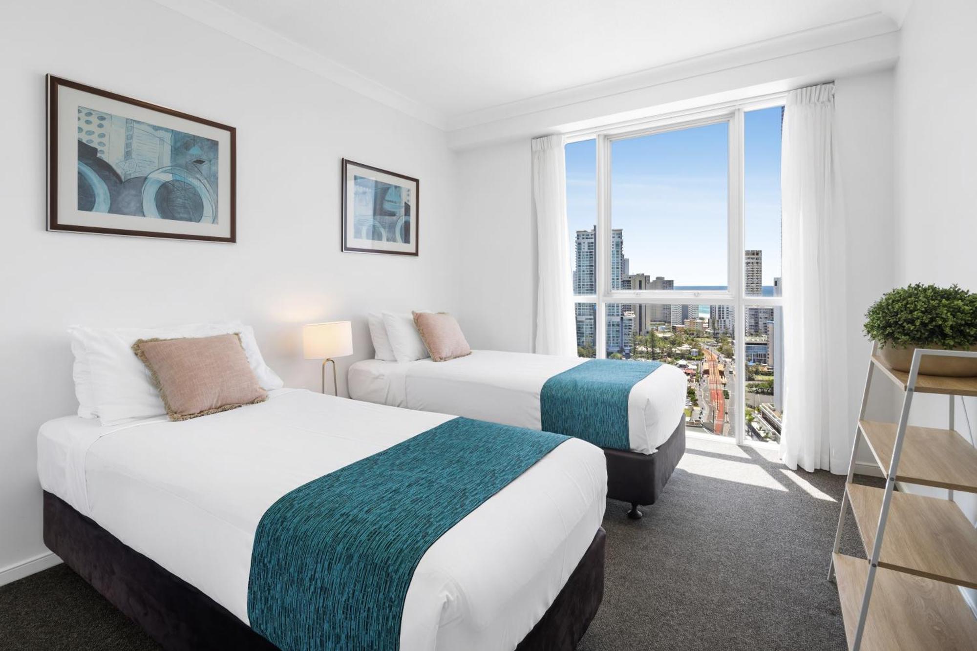 Chevron Renaissance Apartment Gold Coast