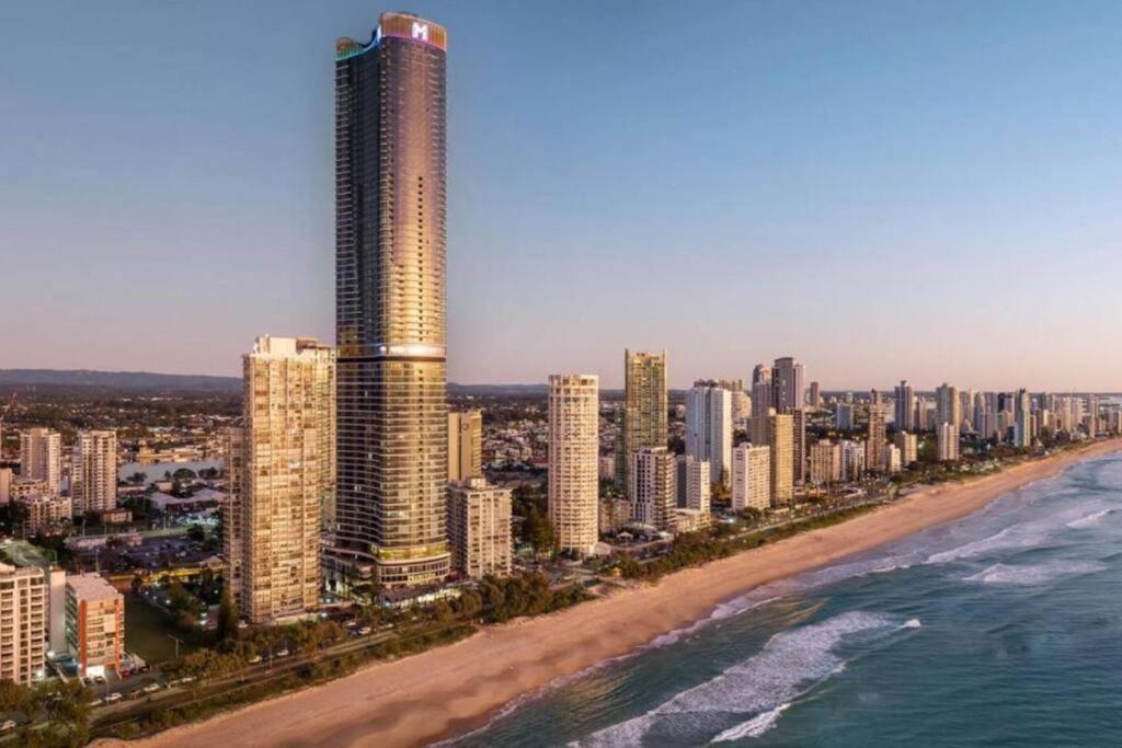 Sea Fever - Lv 65 Skyhome On Ocean Meriton Apartamento