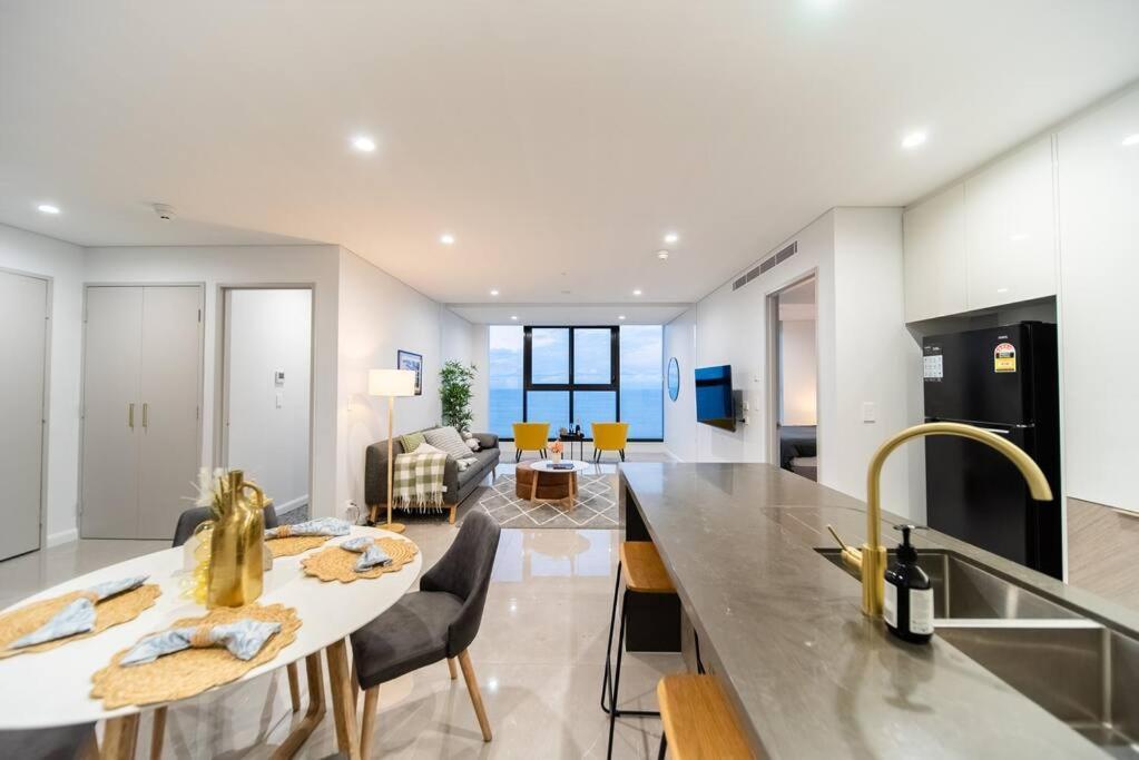 Sea Fever - Lv 65 Skyhome On Ocean Meriton Apartamento *