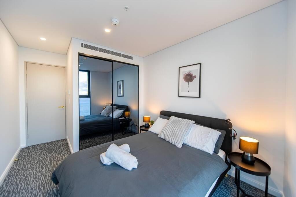 Sea Fever - Lv 65 Skyhome On Ocean Meriton Apartamento