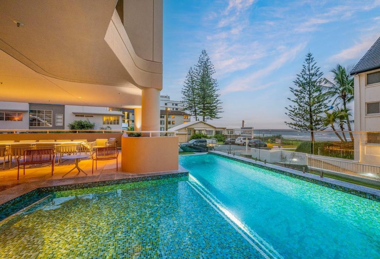Hemingway Palm - Premium Oceanview By Burleigh Letting Apartment Gold Coast