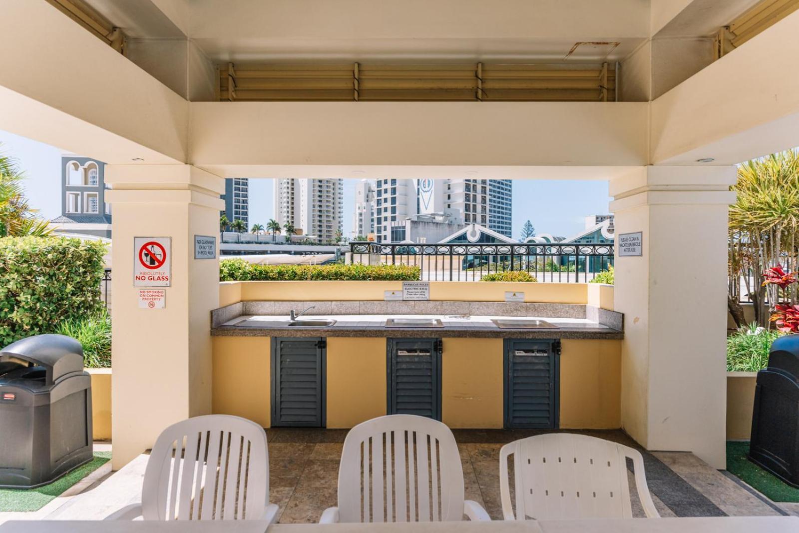 Style Chevron Surfers Paradise By Travels Apartamento
