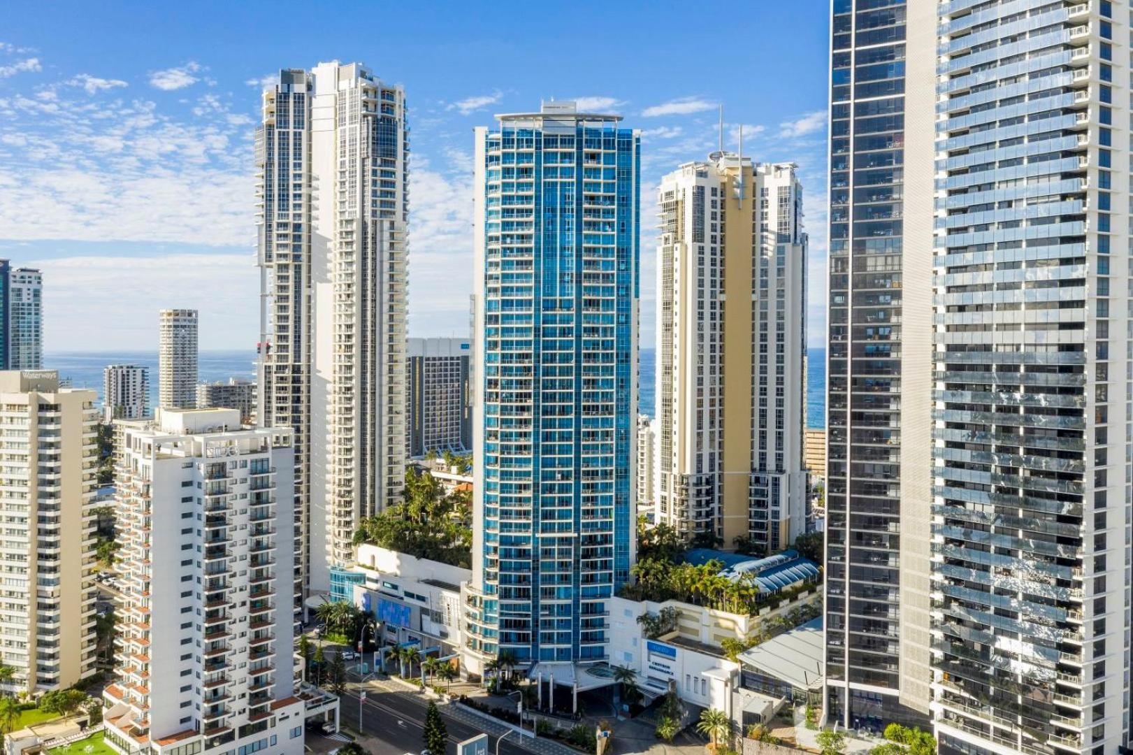 Apartamento Style Chevron Surfers Paradise By Travels *