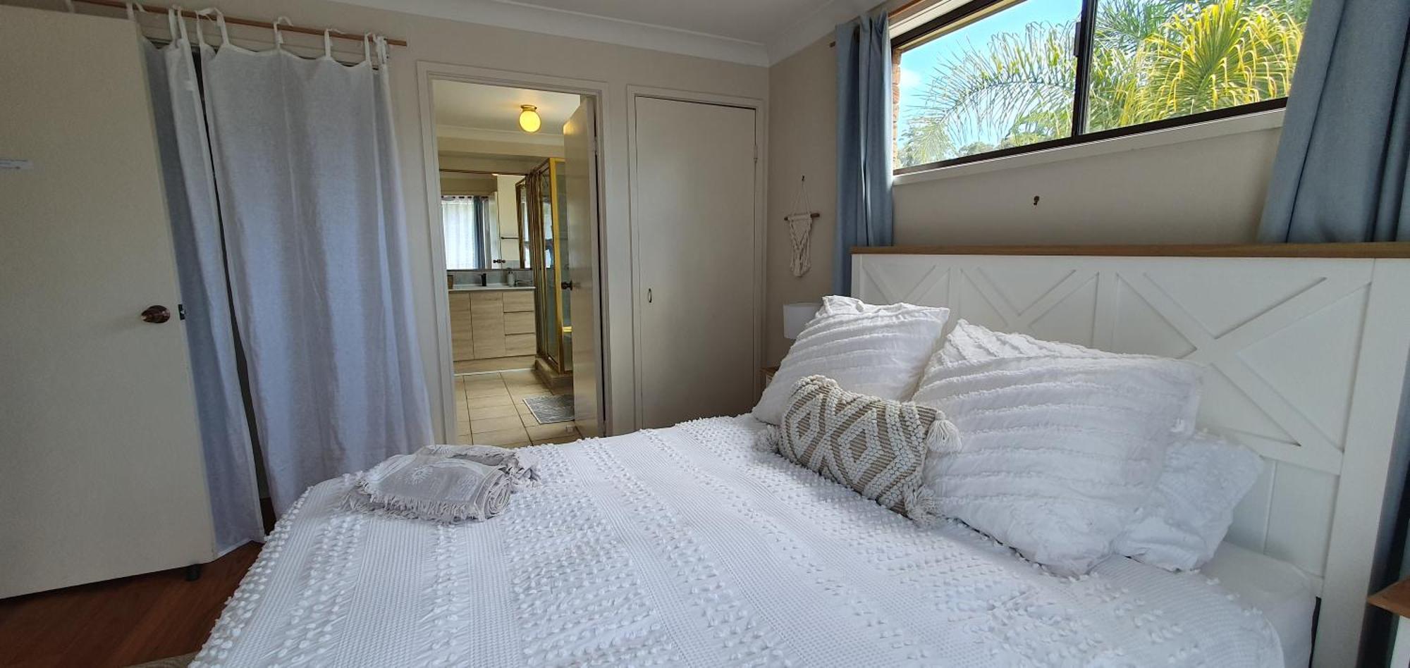 Family Retreat, 1 And Half Kms, Shops, Full * Gold Coast