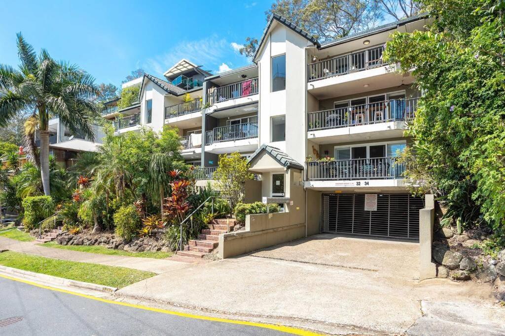 Hillside In The Heart Of Burleigh! Apartamento *