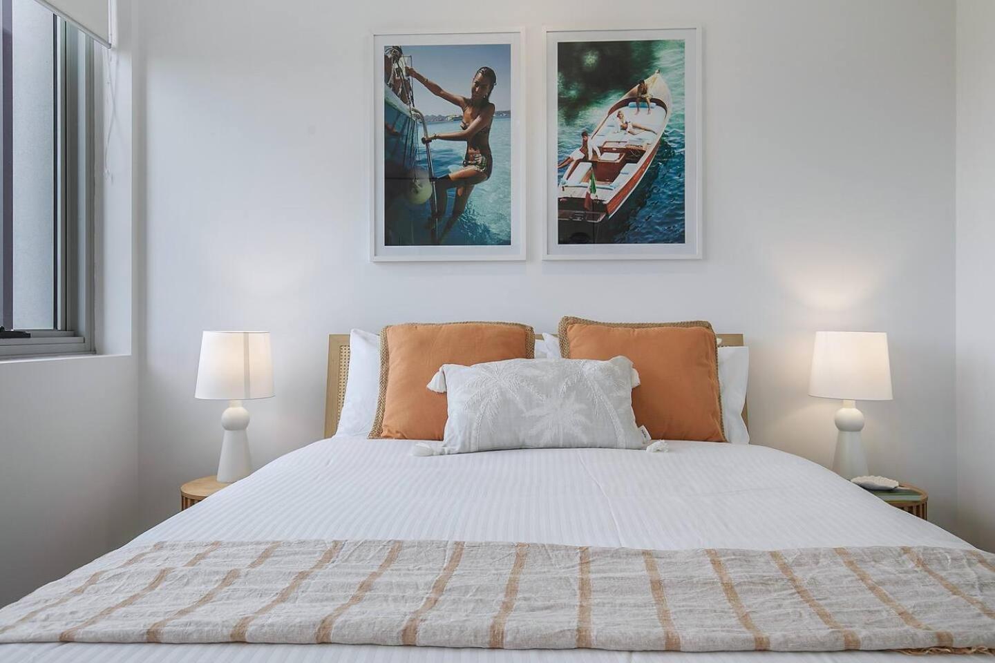 Apartment Starlit Palms Chic Poolside Haven By The *