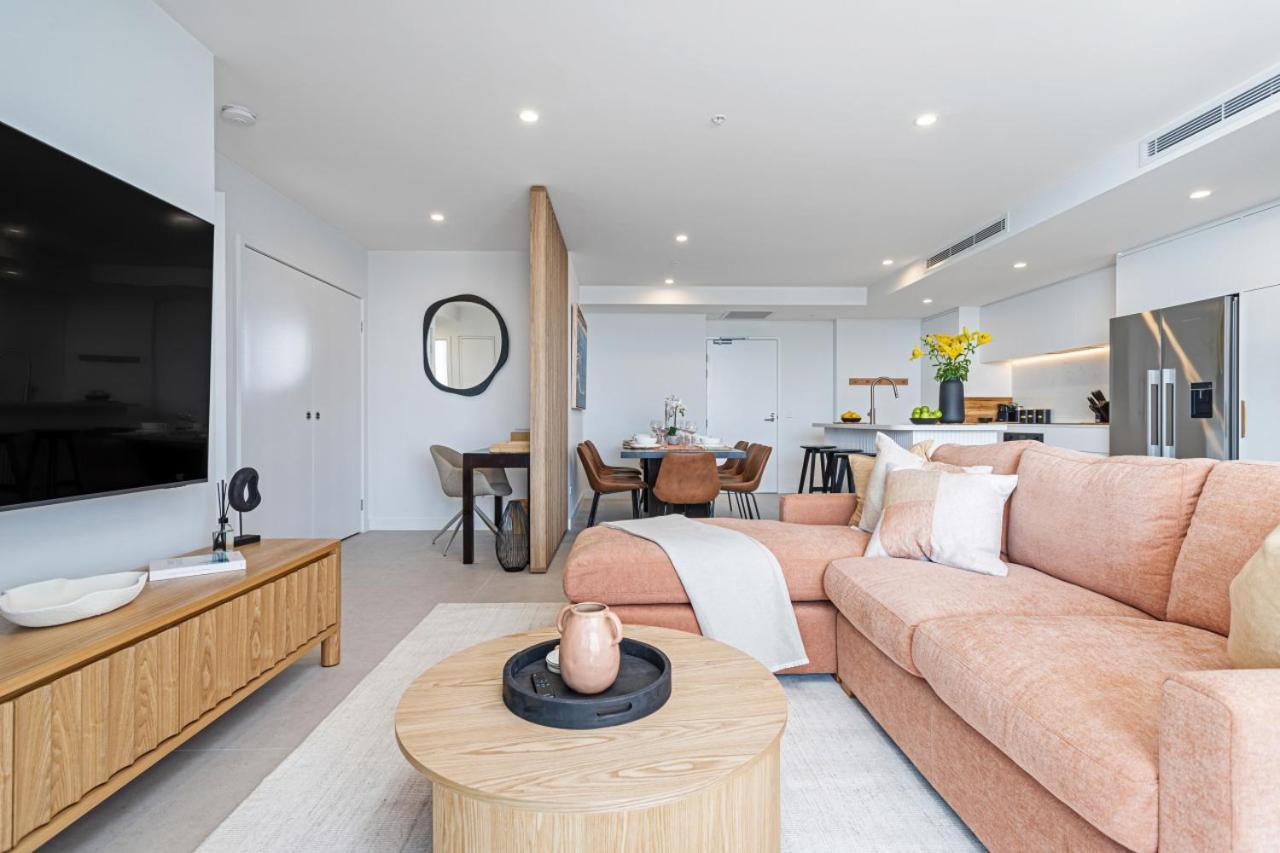 Seaview Luxury Palm Gold Coast