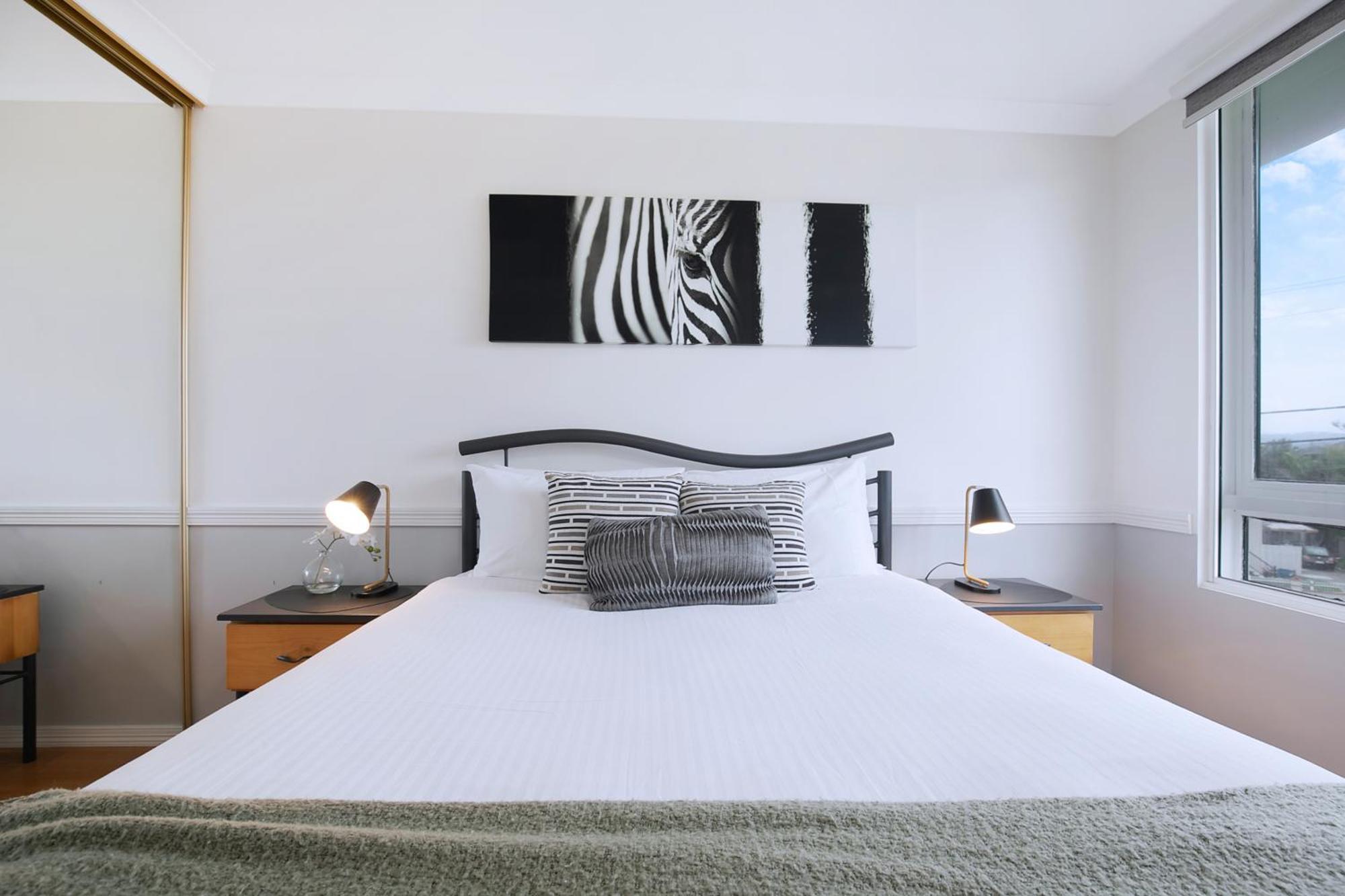 Apartment Seascape Sanctuary - Palm Resort-style Bliss Gold Coast