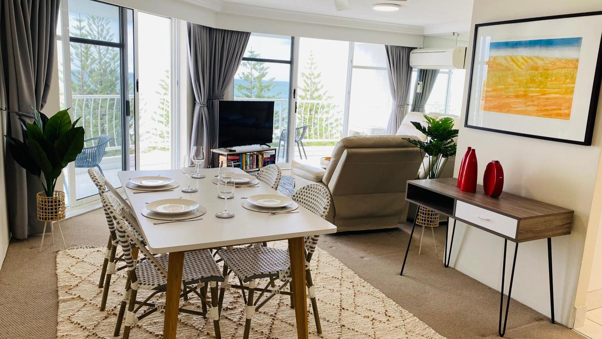 8th Floor Ocean View Apartment