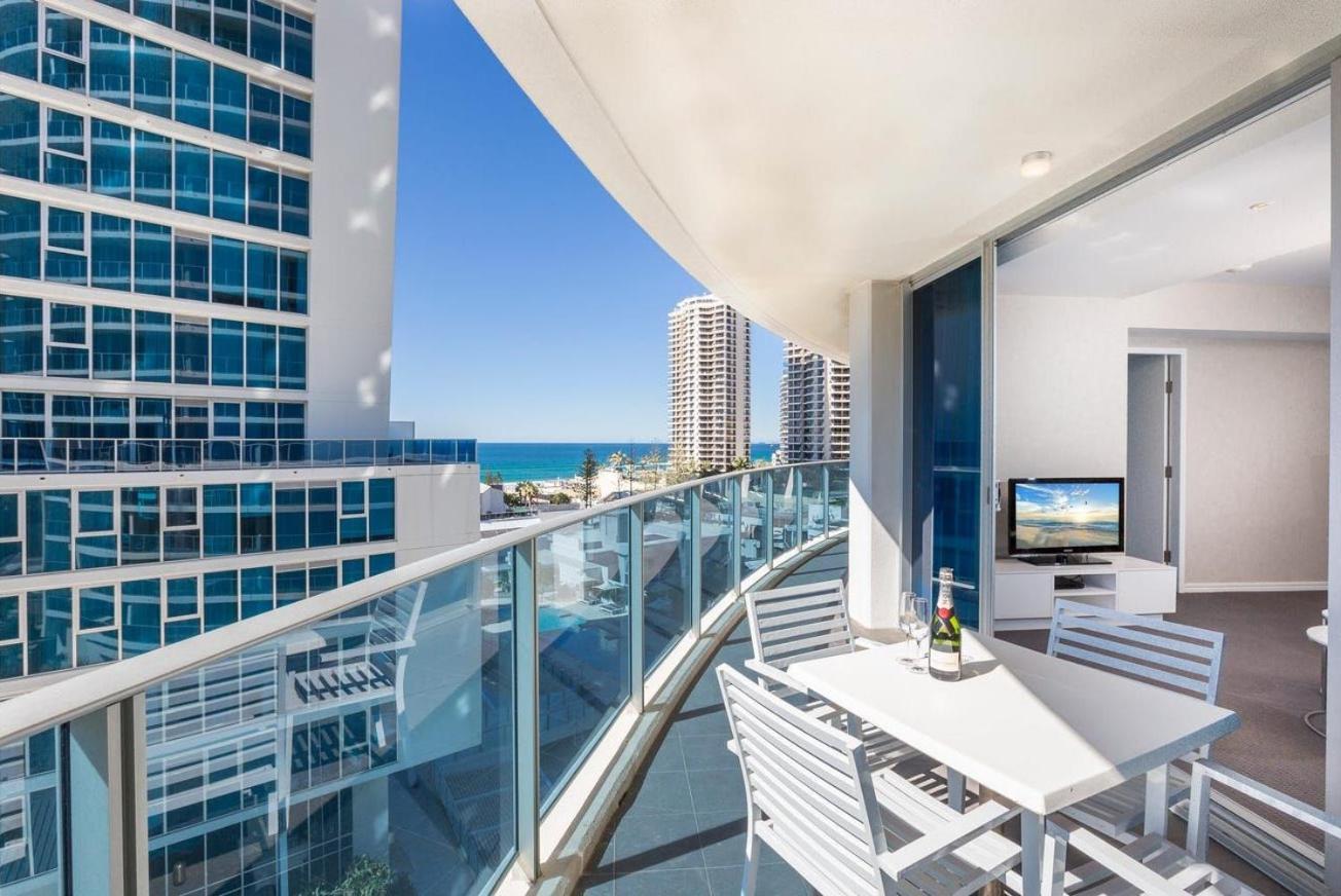 H Star Residences-- Paradise Stayz Apartment