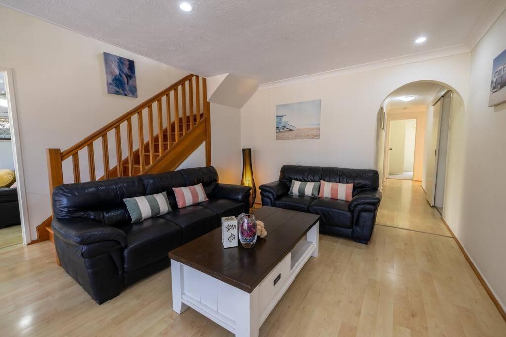 Spacious Family W Pool - Location Holiday home *