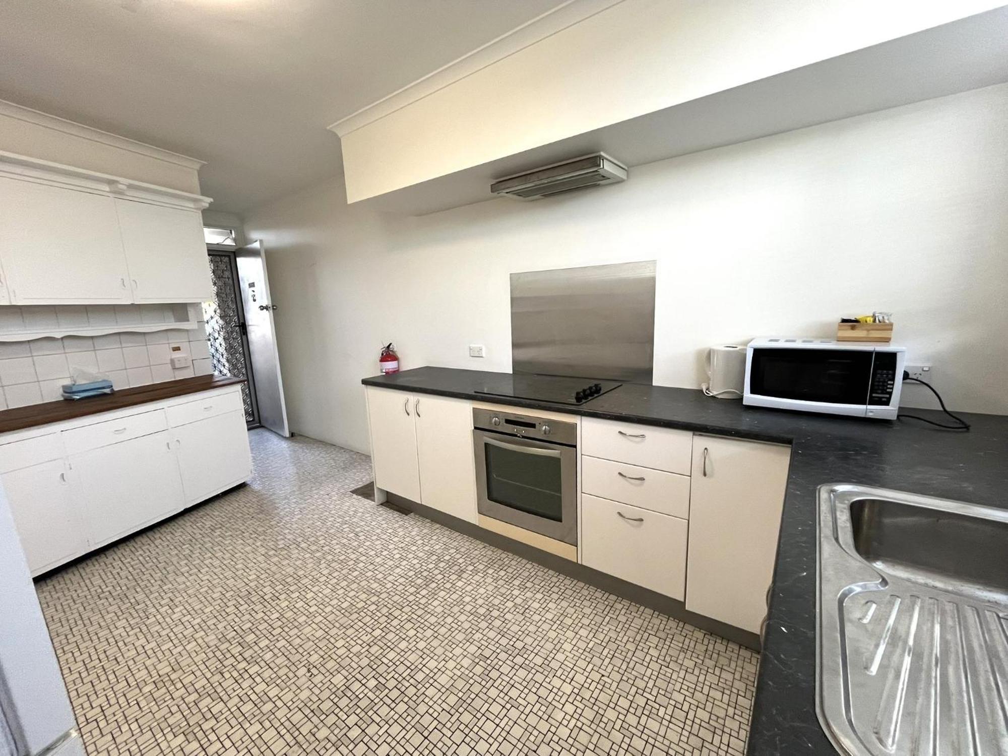 Tropicana 3* Gold Coast