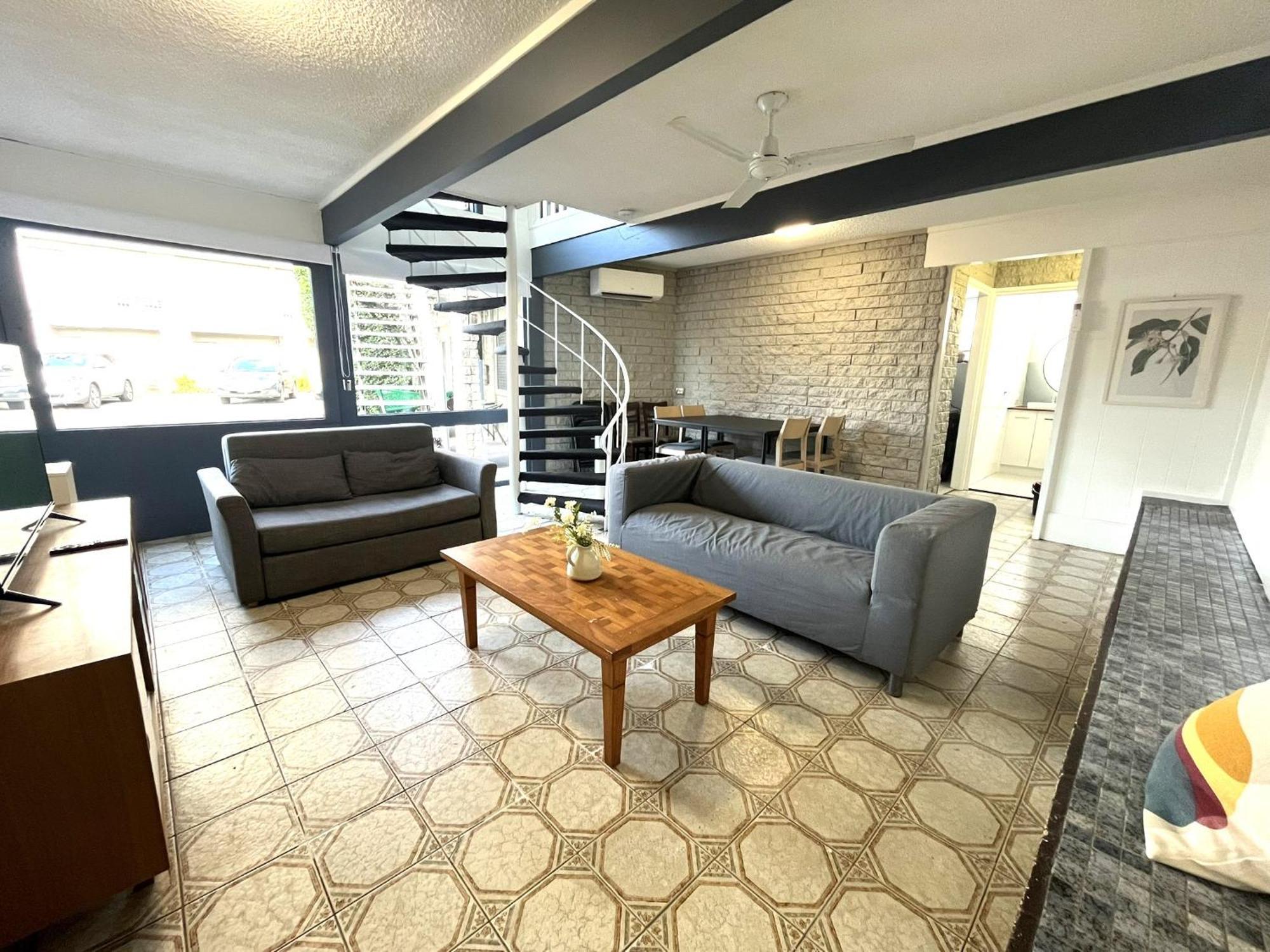 Motel Tropicana