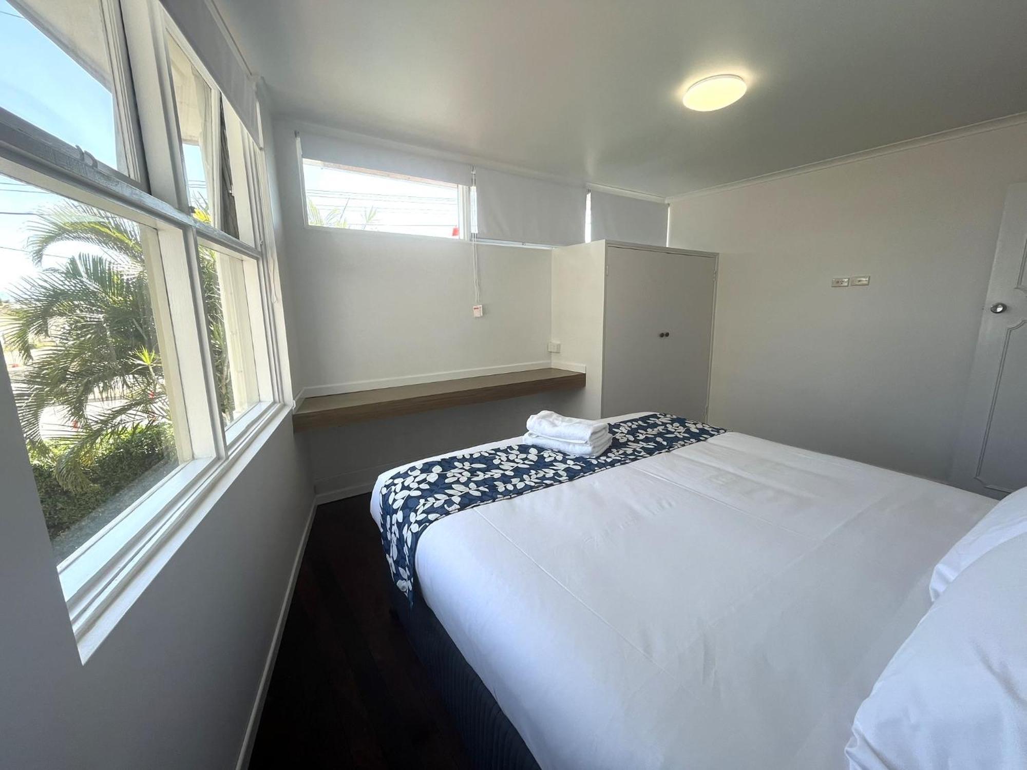 Tropicana 3* Gold Coast