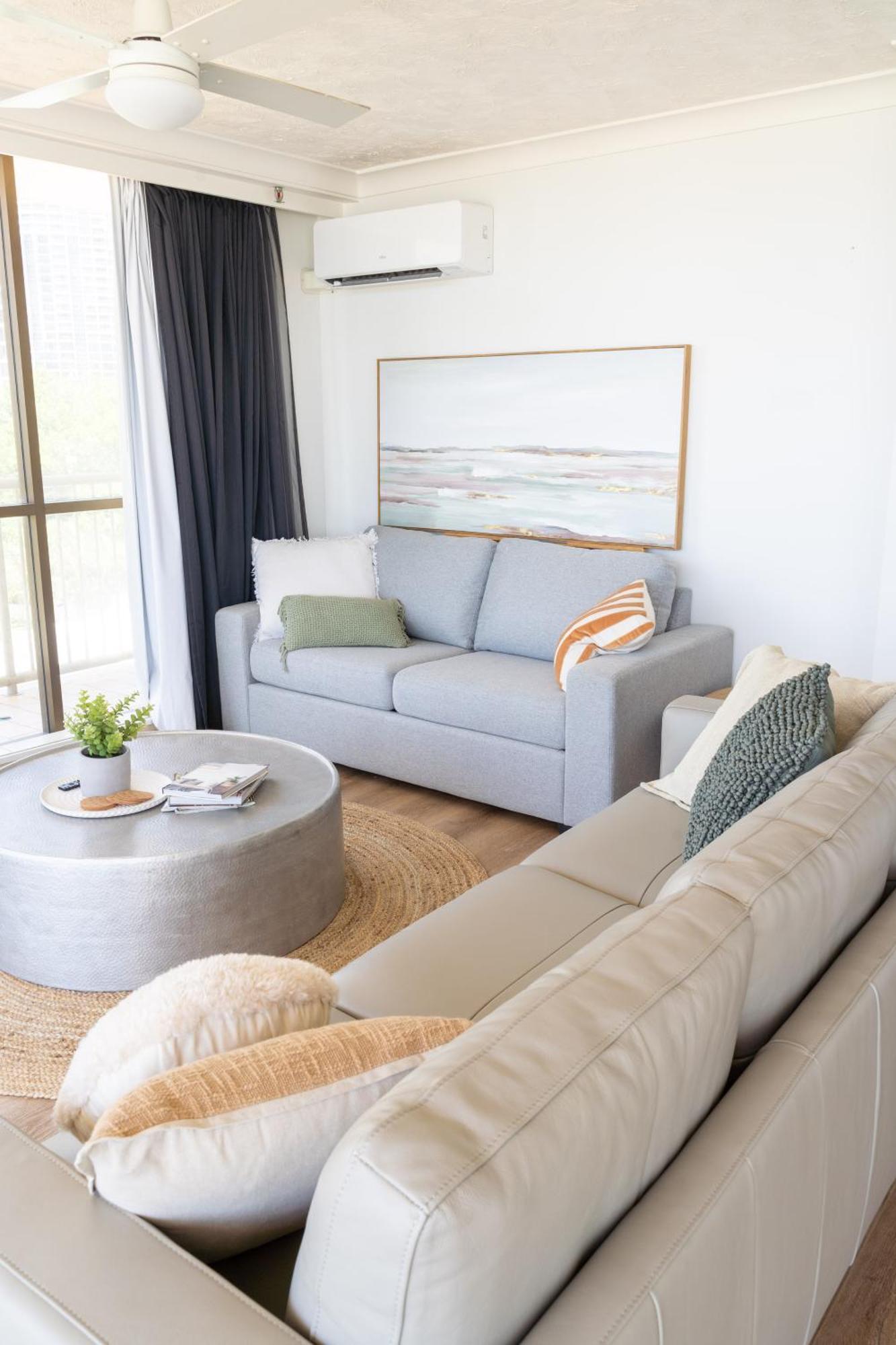 Apartment New! Beachfront Bliss 2 Bed 2 Bath Stunning Ocean Views *