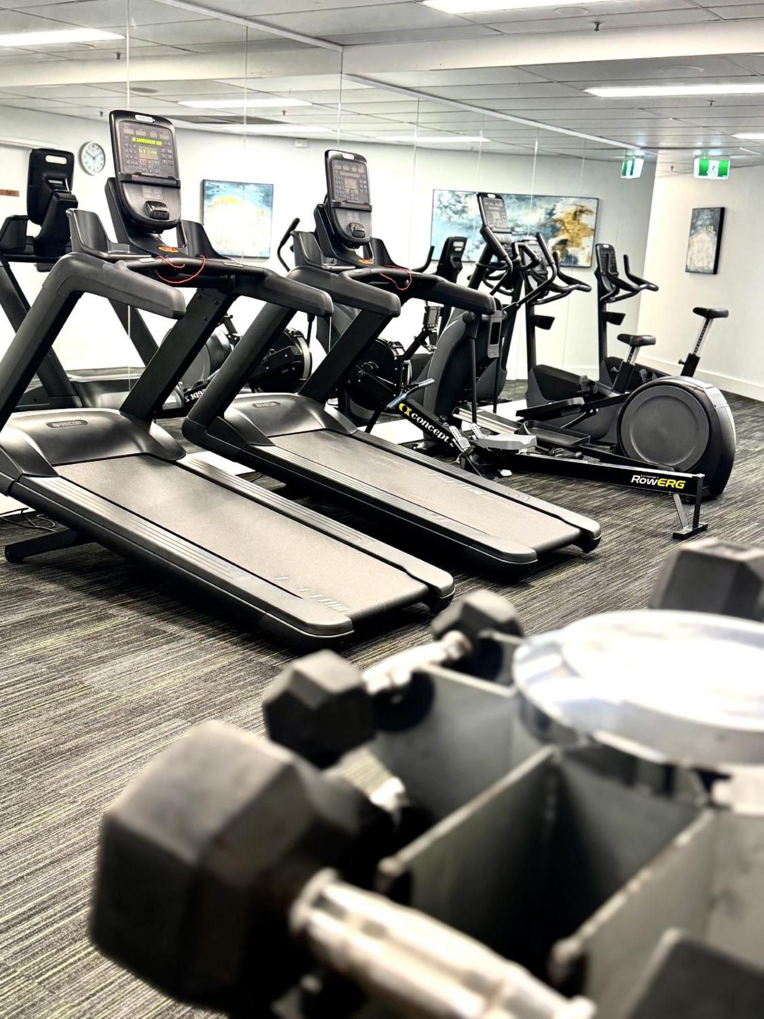 Hotel Crowne Plaza Surfers Paradise By Ihg Gold Coast