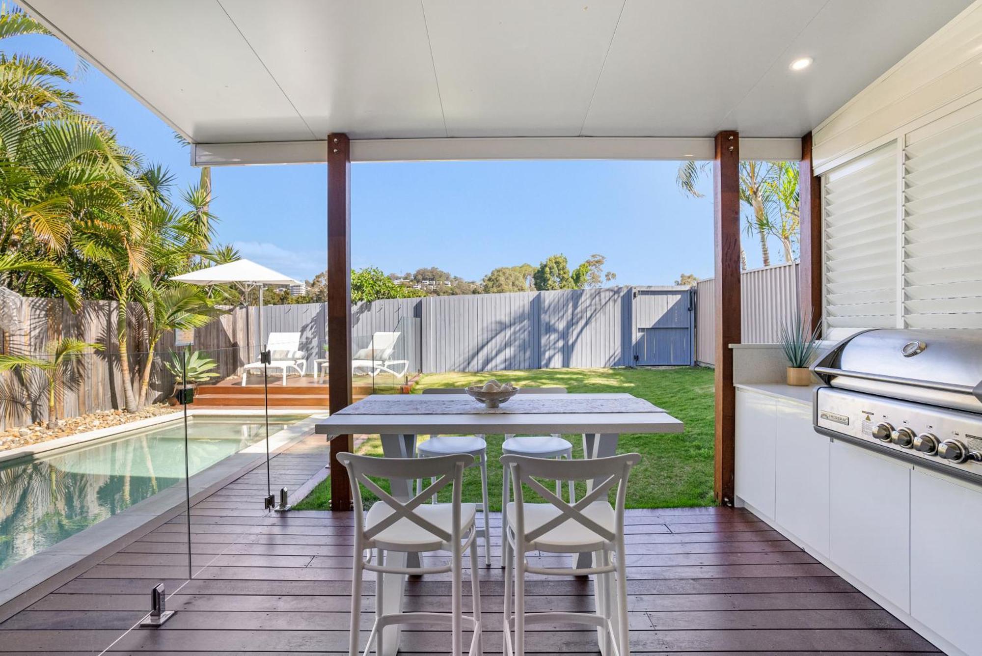 Burleigh Getaway Holiday home