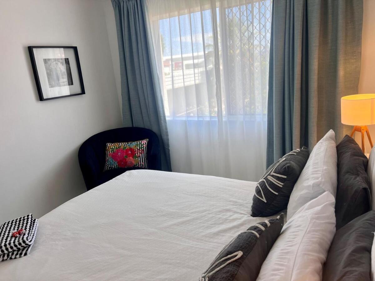 Apartment Beautiful Broadbeach Living! Gold Coast