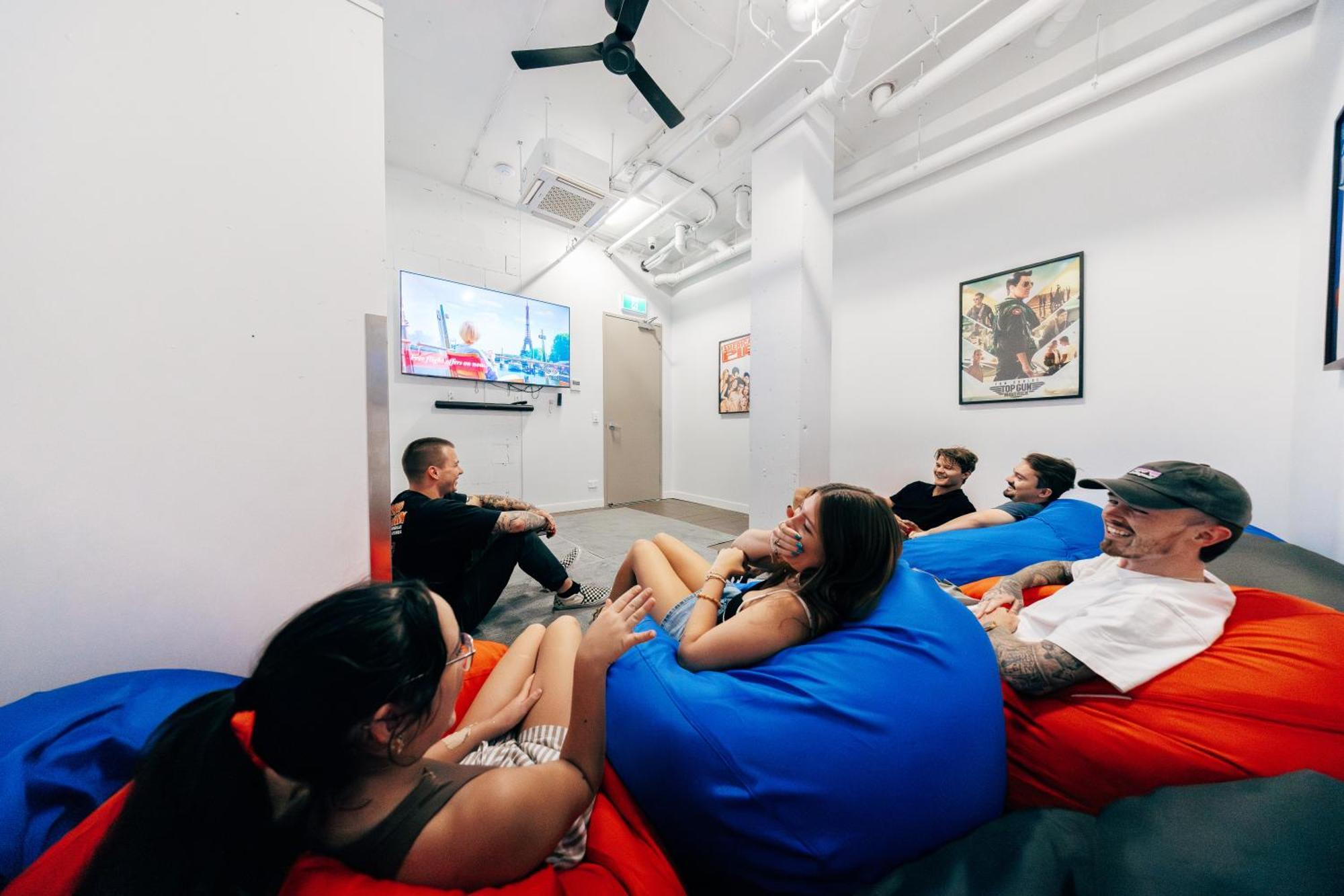 Maze Backpackers - * Gold Coast