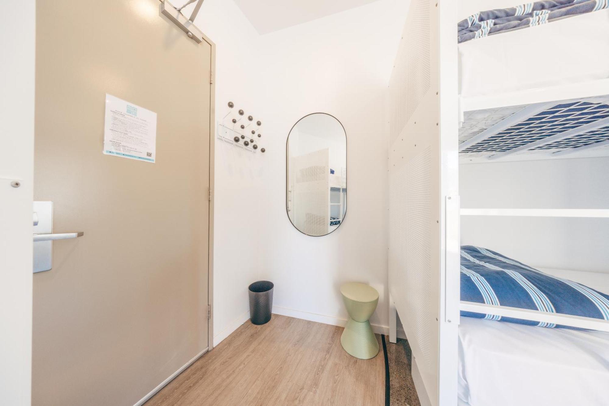 Maze Backpackers - * Gold Coast