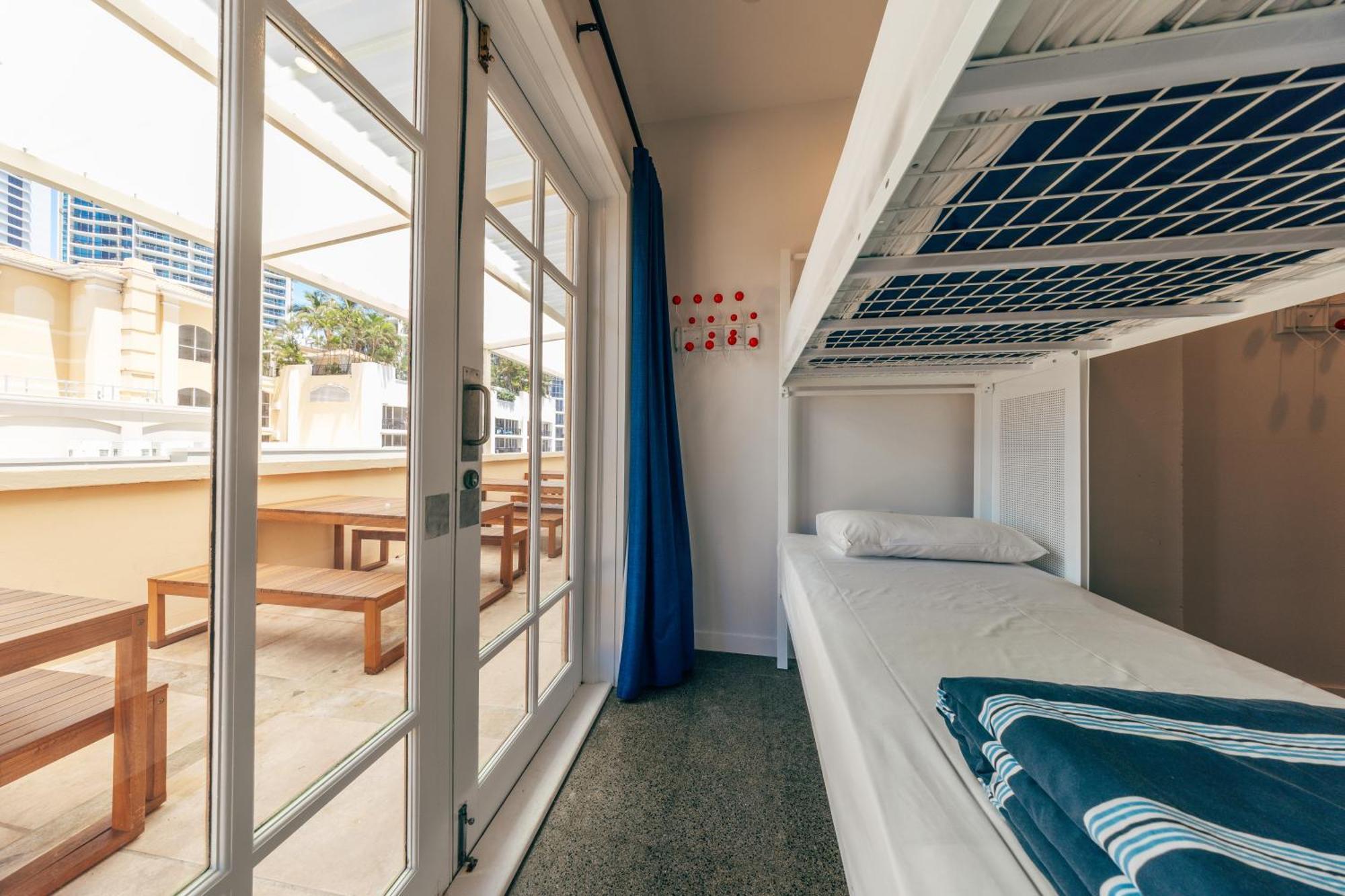 Maze Backpackers - Albergue *