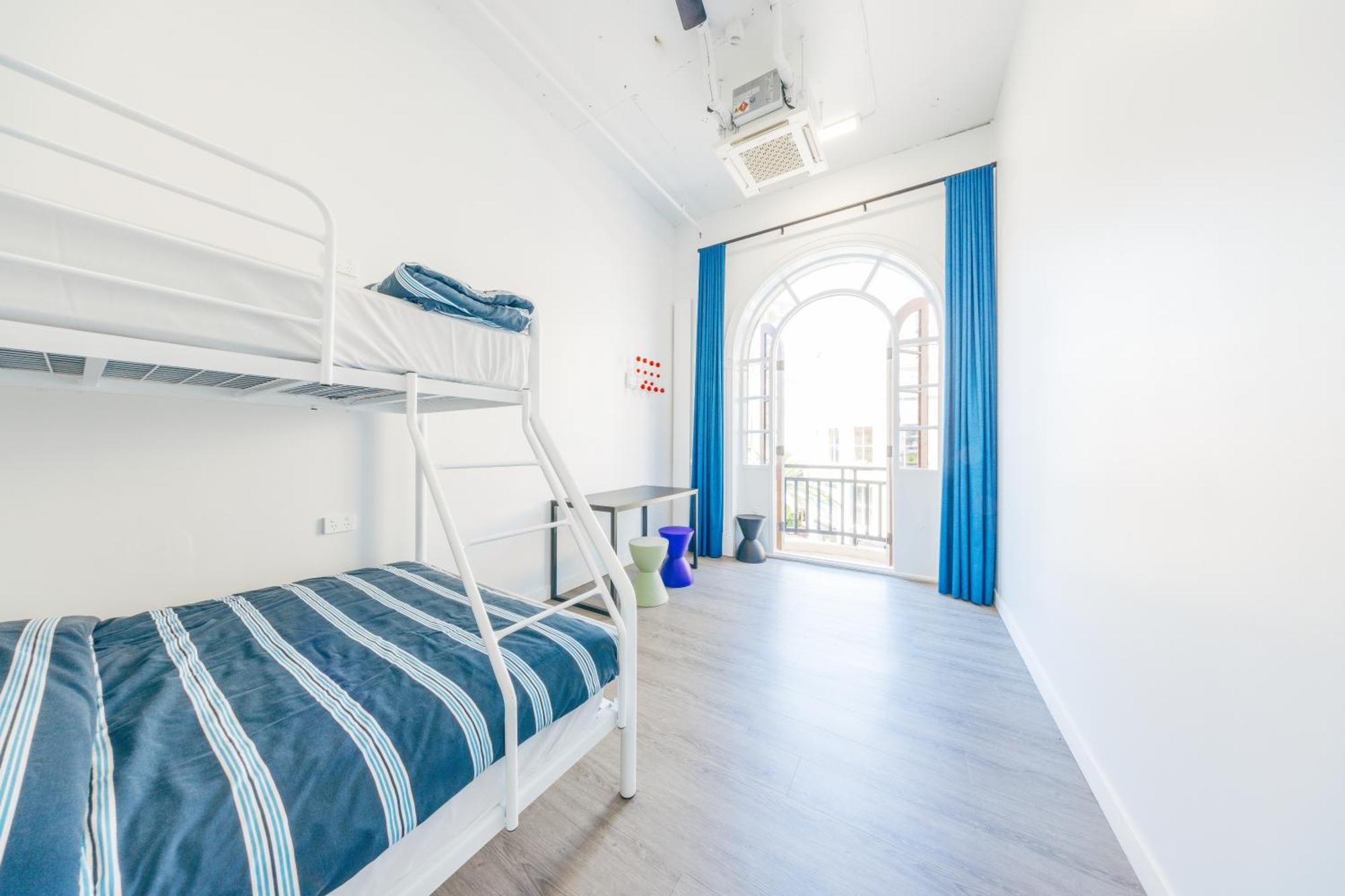 Maze Backpackers - * Gold Coast