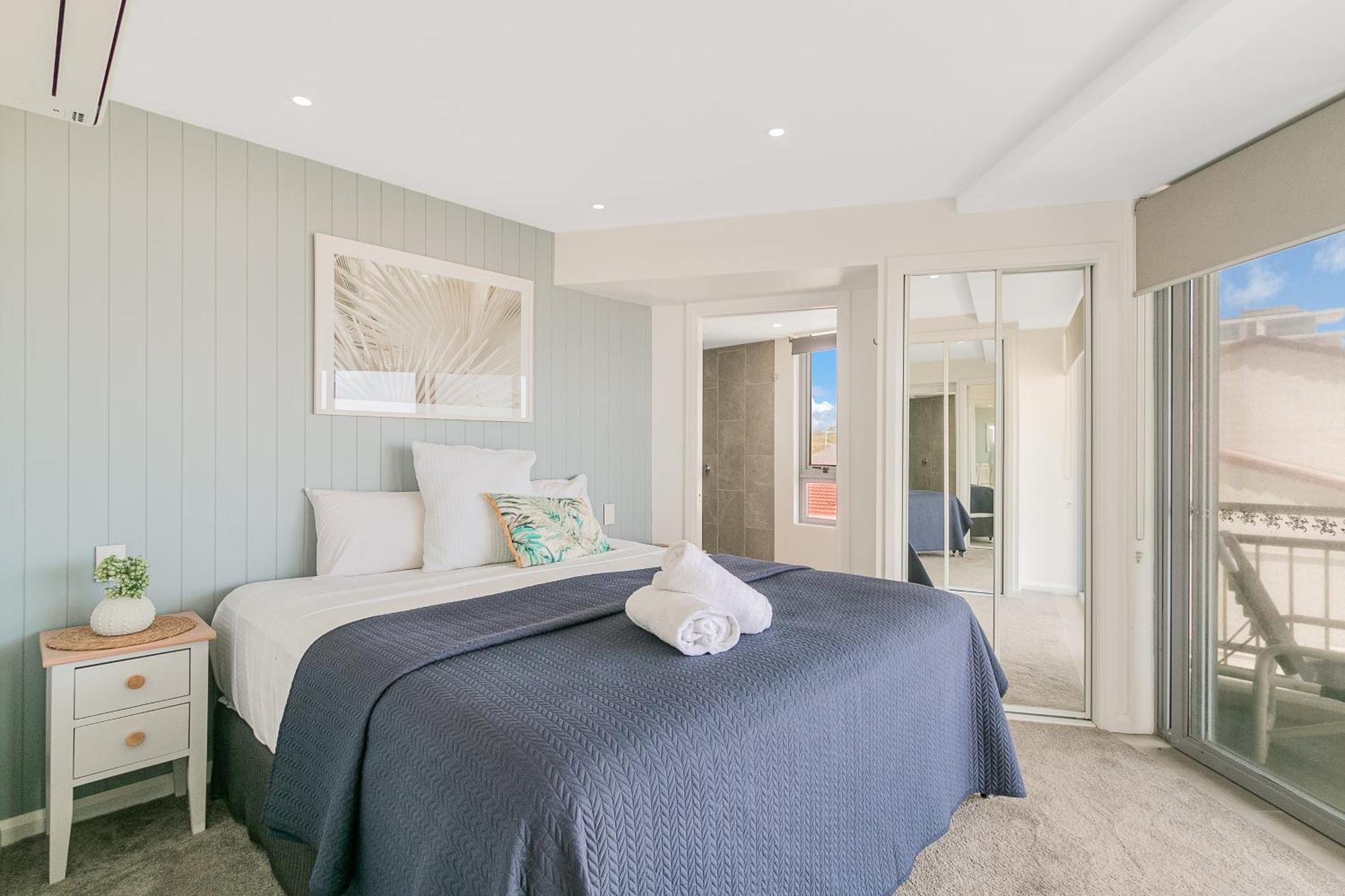Oceanside - Absolute Beachfront 4*