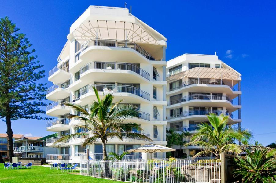 Oceanside - Absolute Beachfront Gold Coast