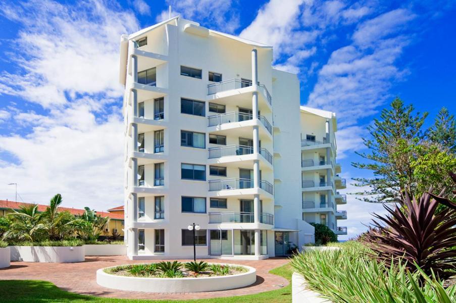 Oceanside - Absolute Beachfront