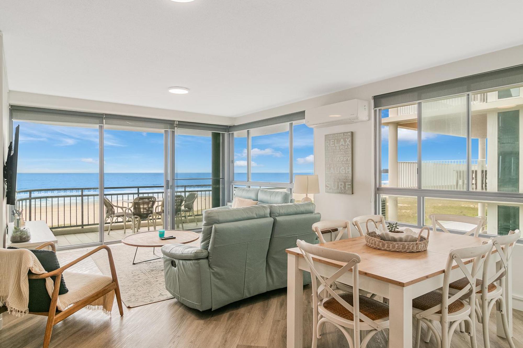 Aparthotel Oceanside - Absolute Beachfront Gold Coast