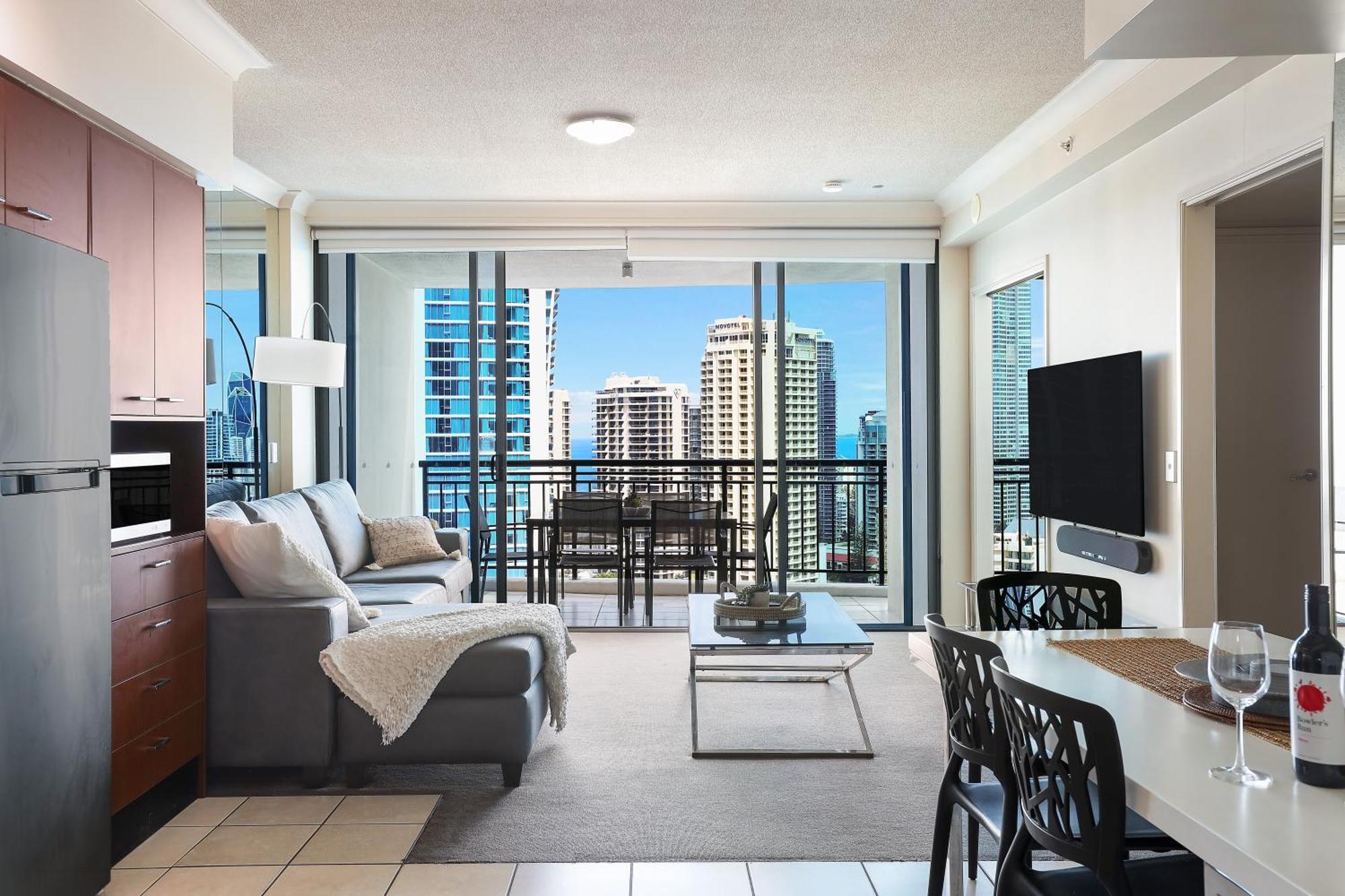 Amazing Chevron Heart Of Surfers Gold Coast