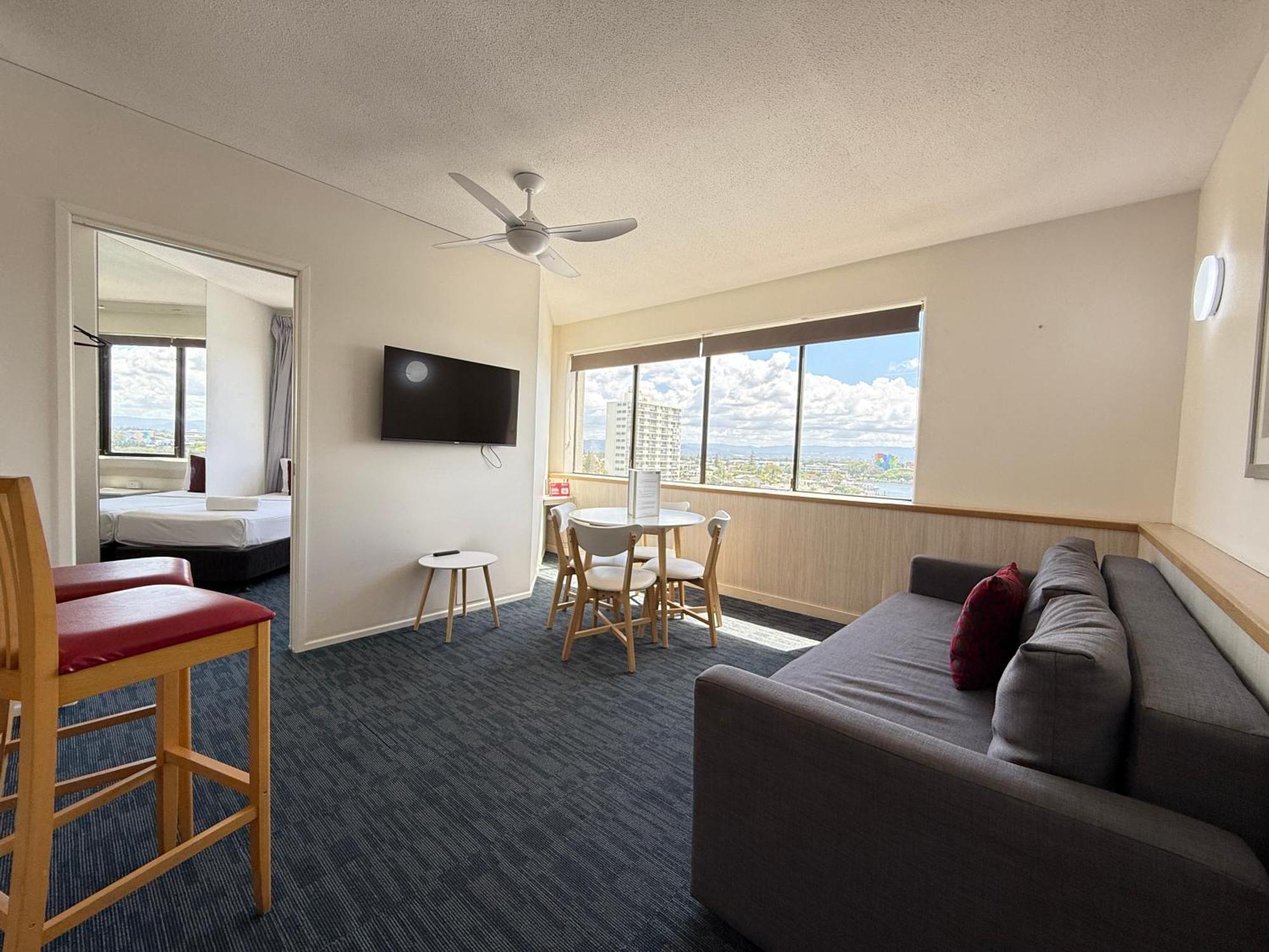 Tiki Surfers Paradise Aparthotel Gold Coast