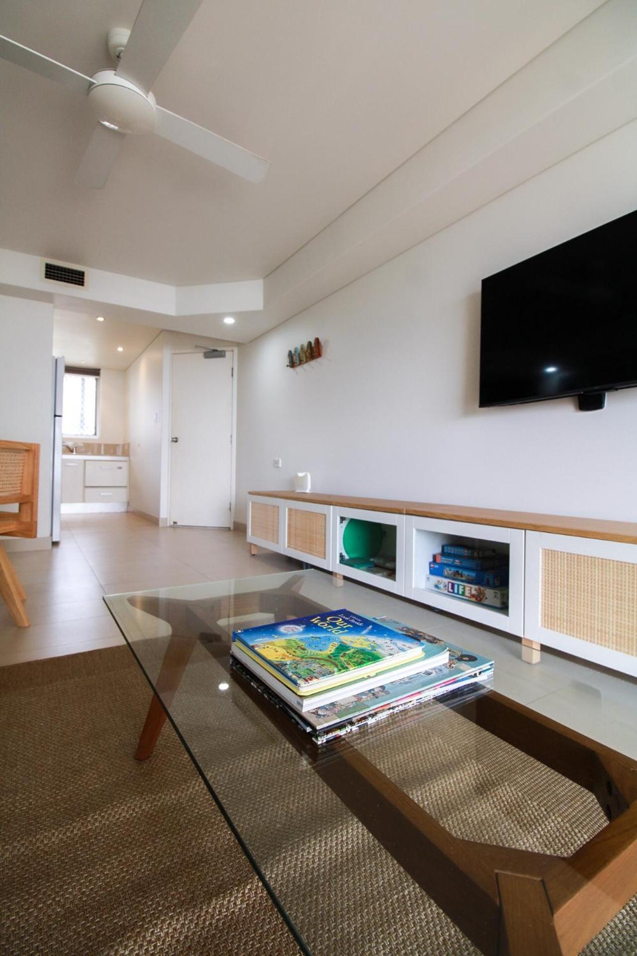 Apartment Beachfront Escape In Coolangatta Gold Coast
