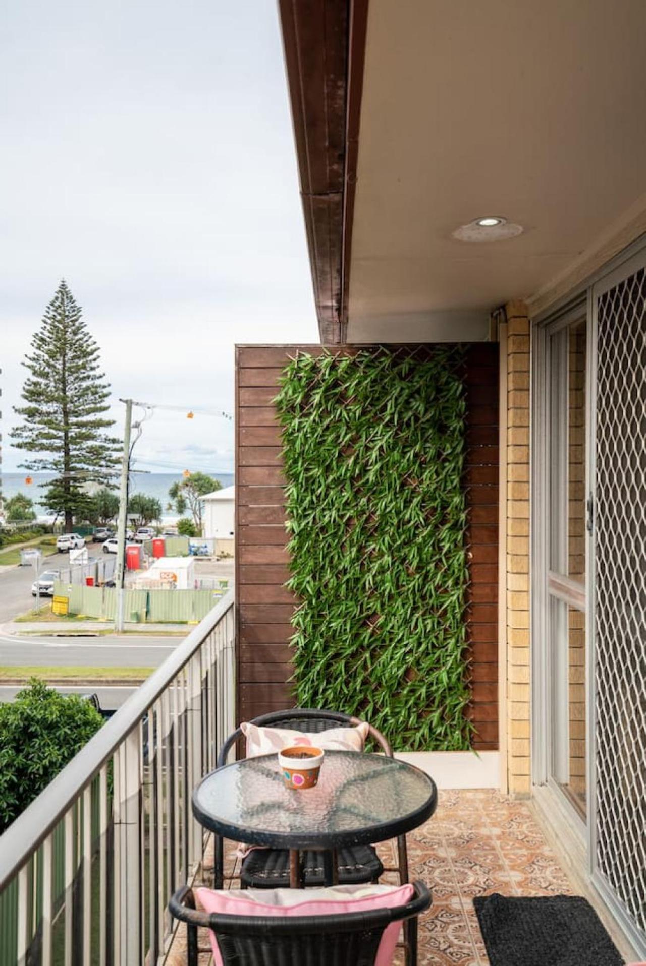 2867hps The Marine In Palm 2b Apartment Gold Coast