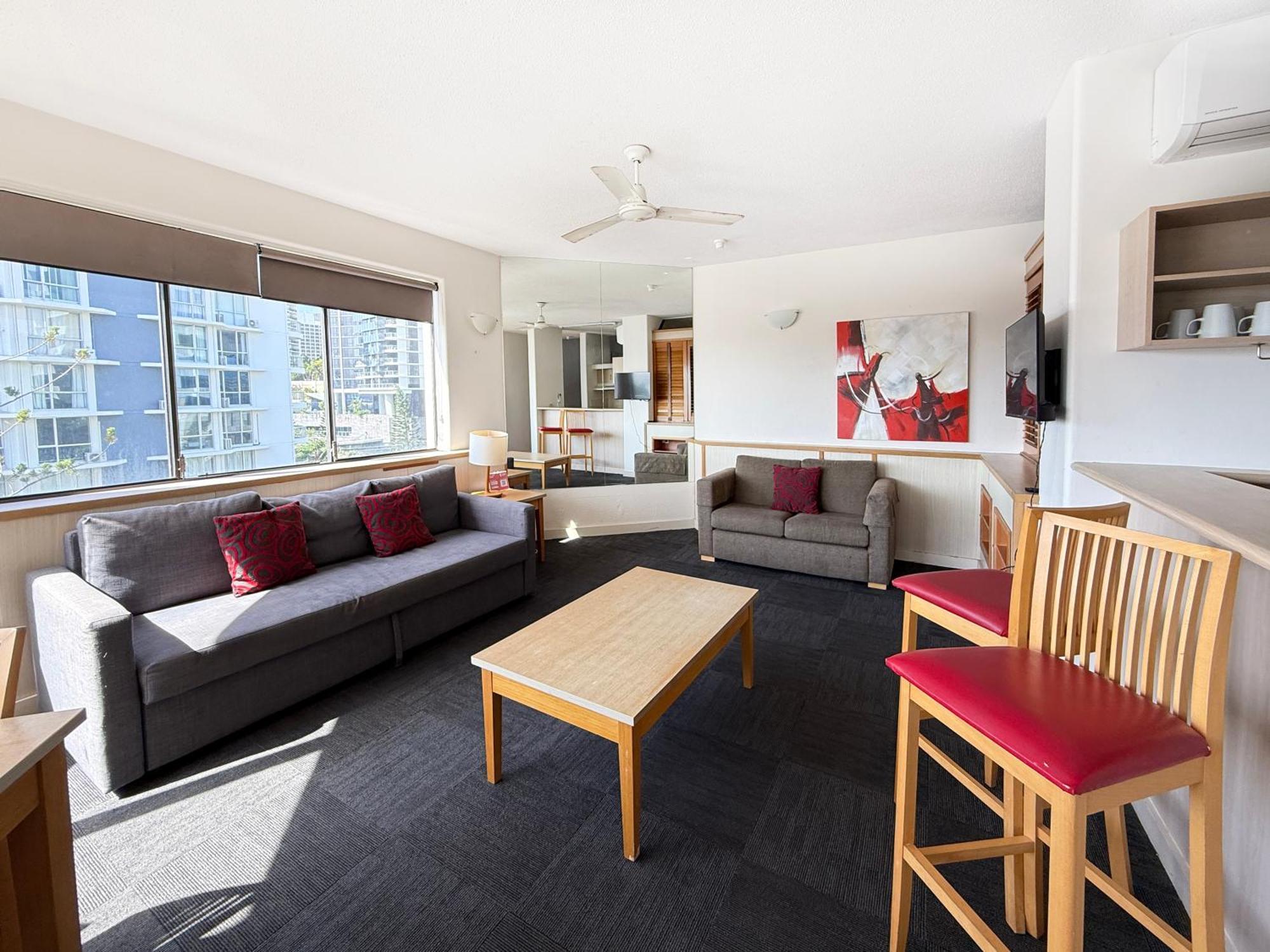 Aparthotel Tiki Surfers Paradise