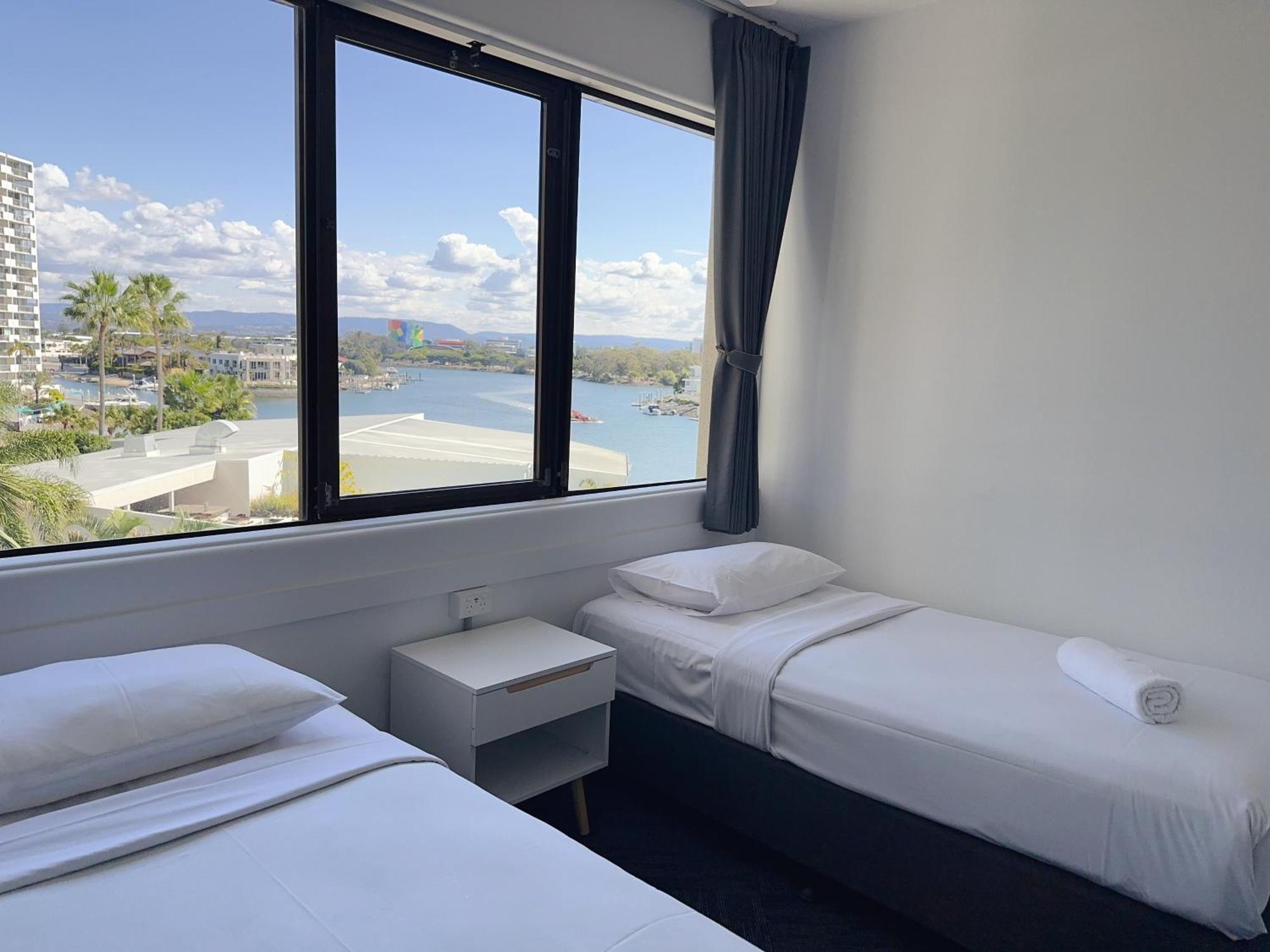 Aparthotel Tiki Surfers Paradise 4*