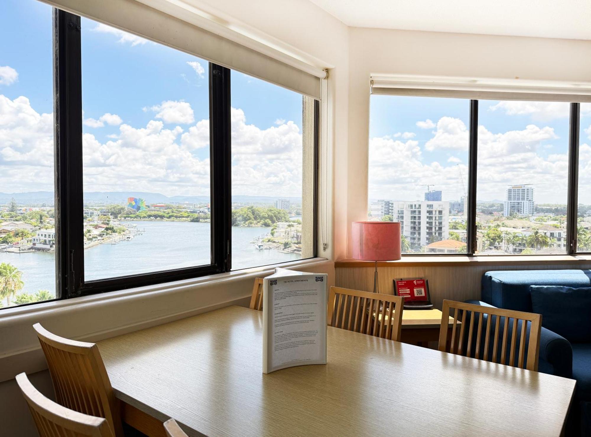 Tiki Surfers Paradise 4*