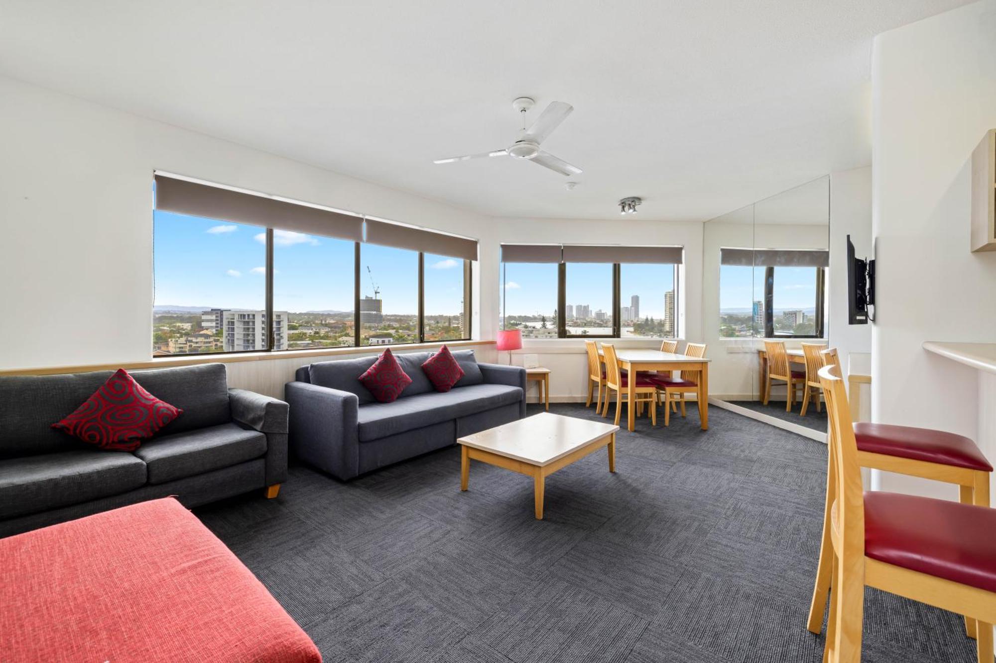 Aparthotel Tiki Surfers Paradise 4*