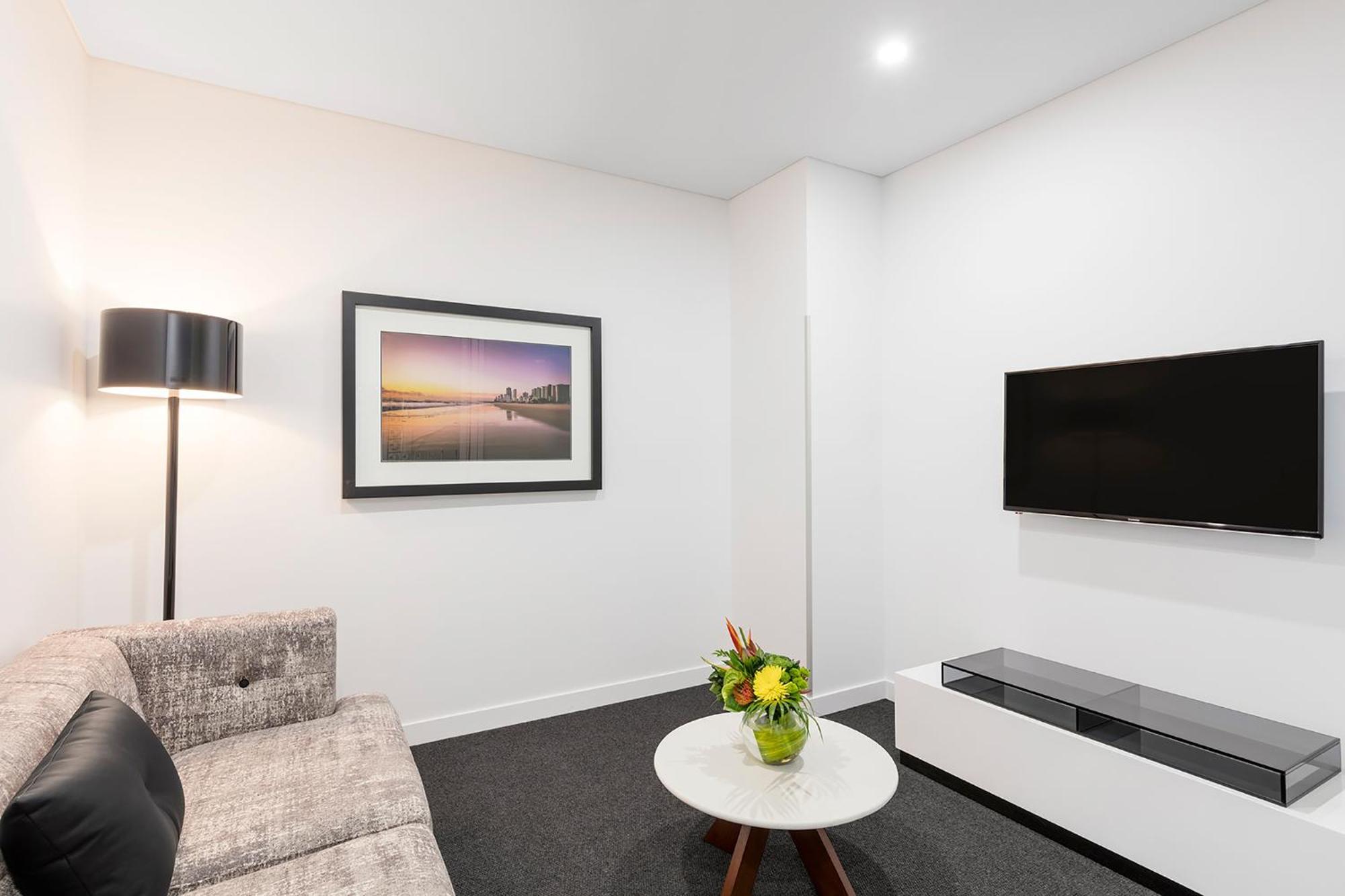 Hotel Meriton Southport