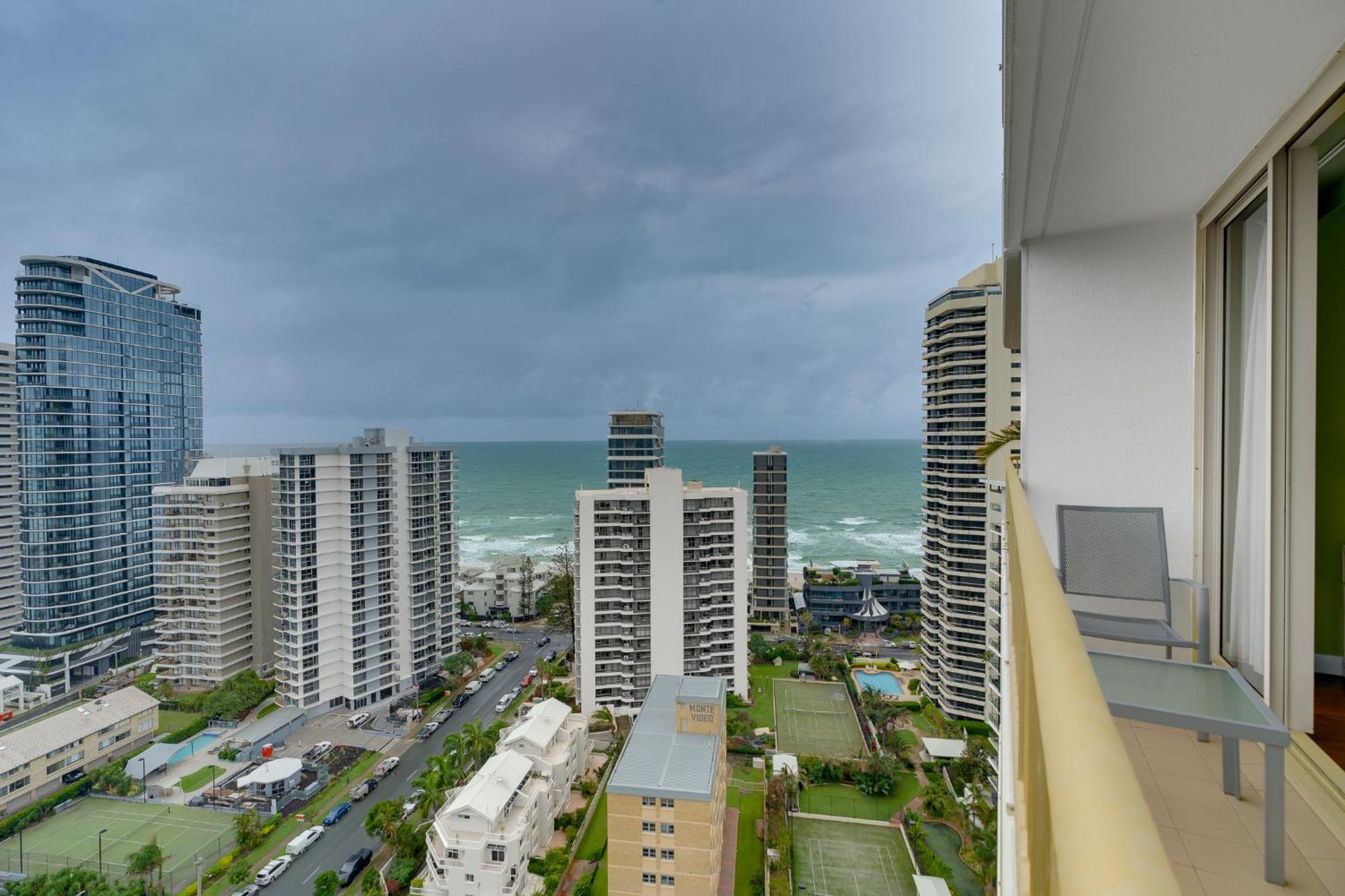 Stylish 1br Beachside Escape - Heart Of Apartamento