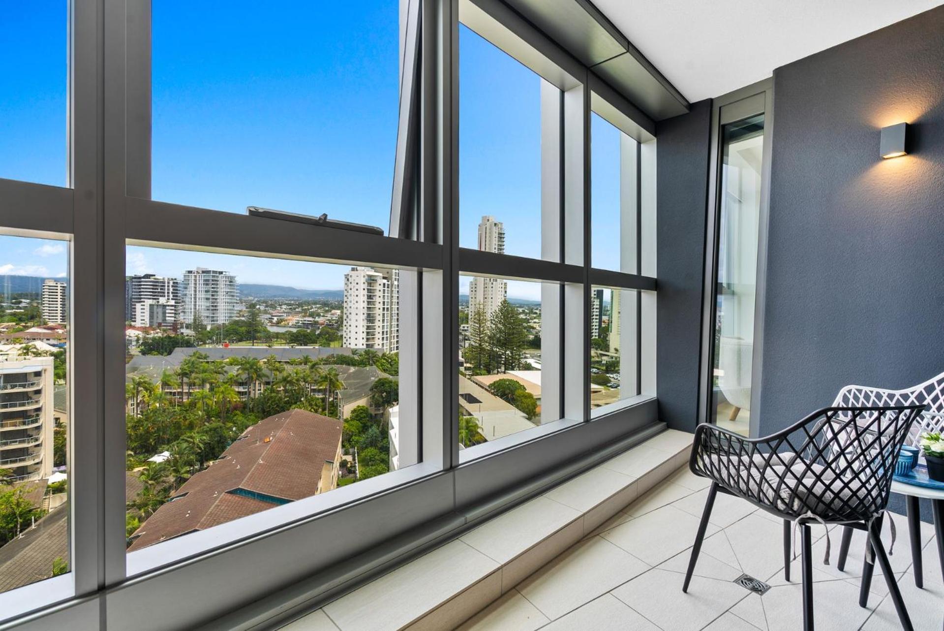Luxury One Bedroom - Coasthm Apartment Gold Coast