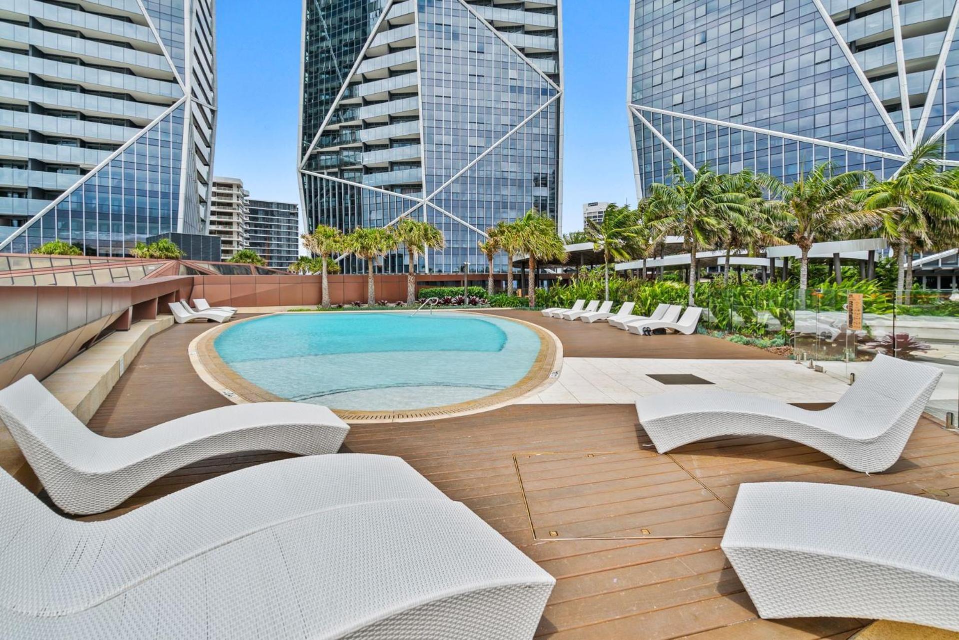 Luxury One Bedroom - Coasthm Apartment Gold Coast