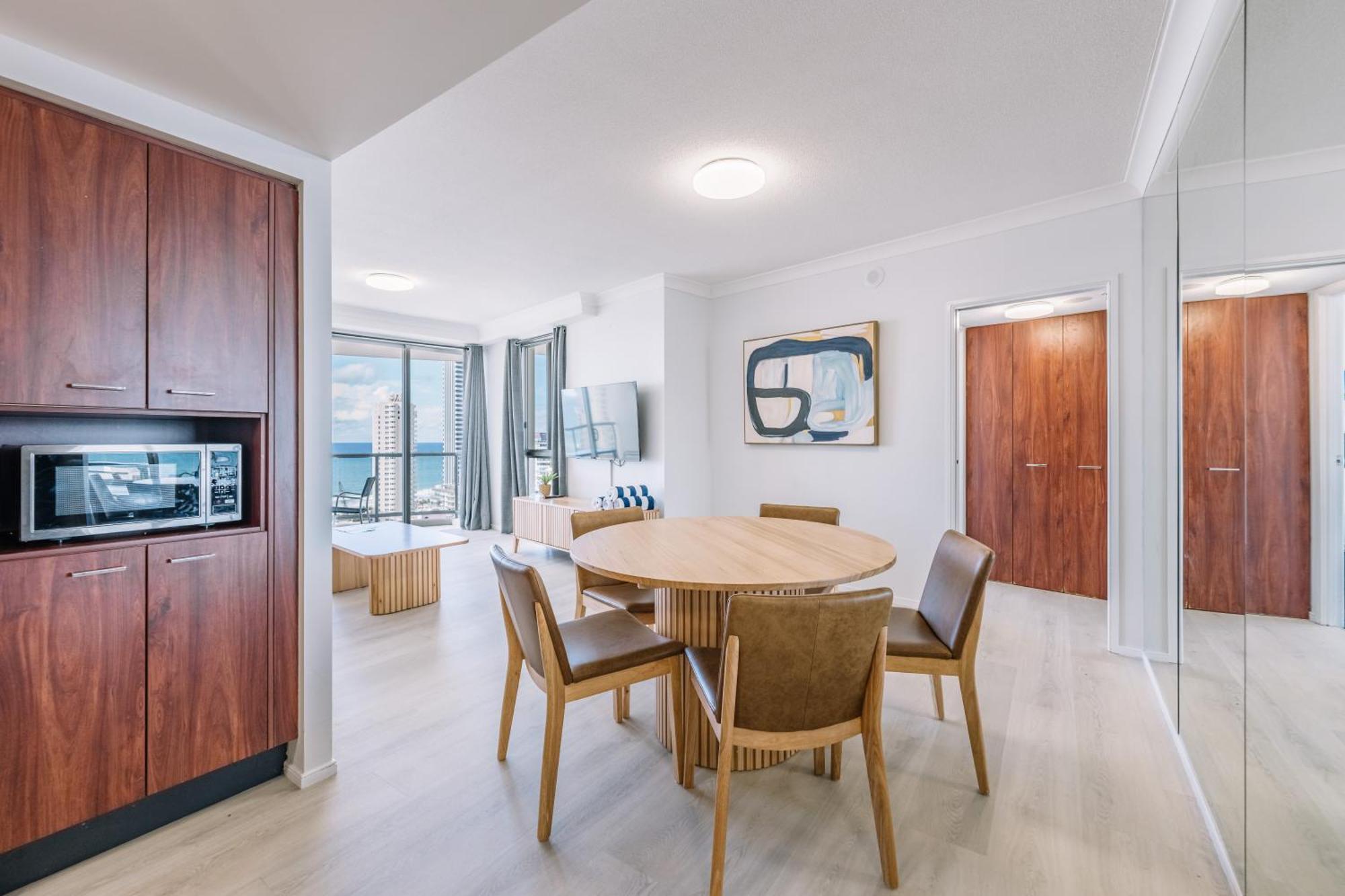 Style Chevron Surfers Paradise By Travels * Gold Coast